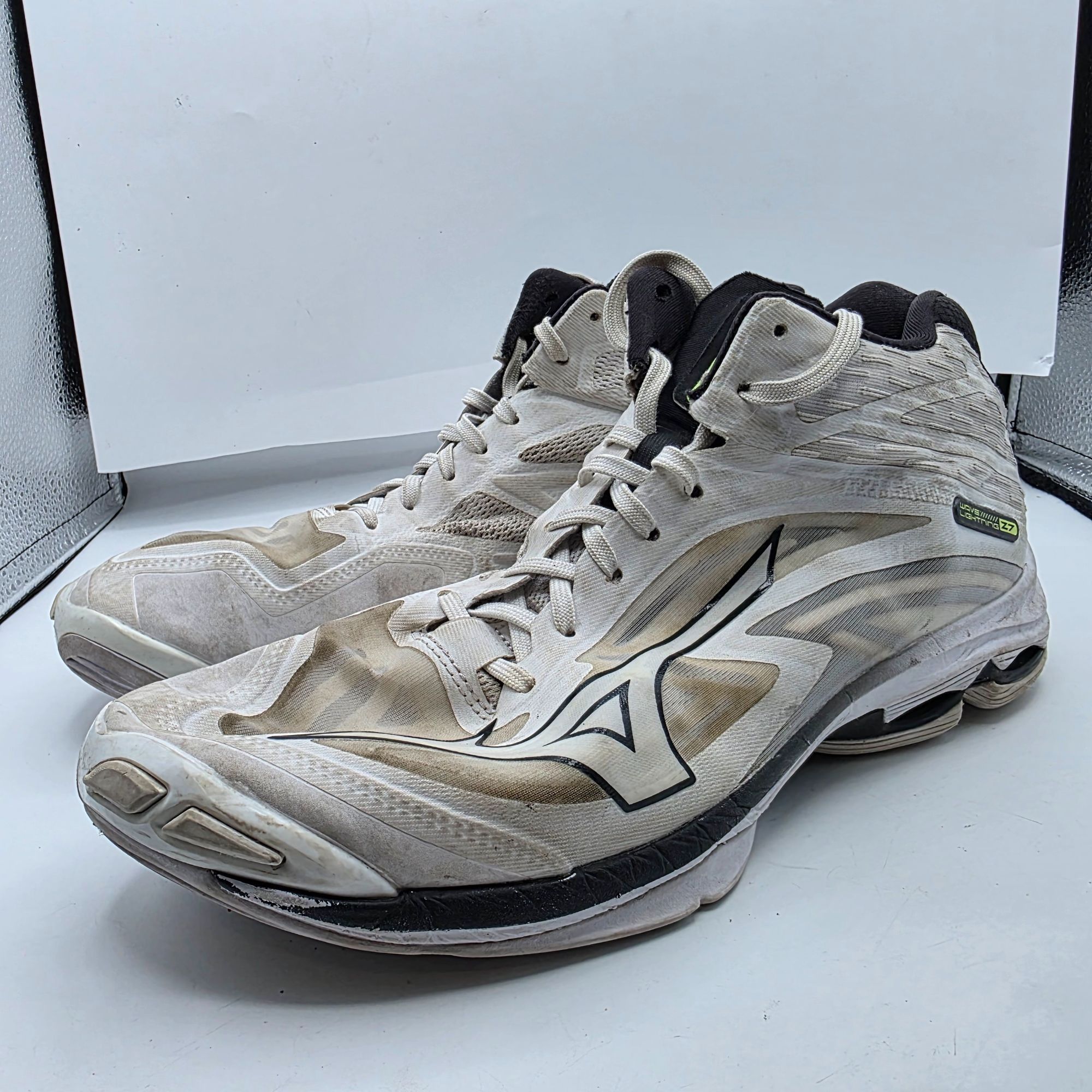 Mizuno Mizuno Wave Lightning Z7 Mens Size 11 Volleyball Shoes White Size US 11 / EU 44 - 4 Thumbnail