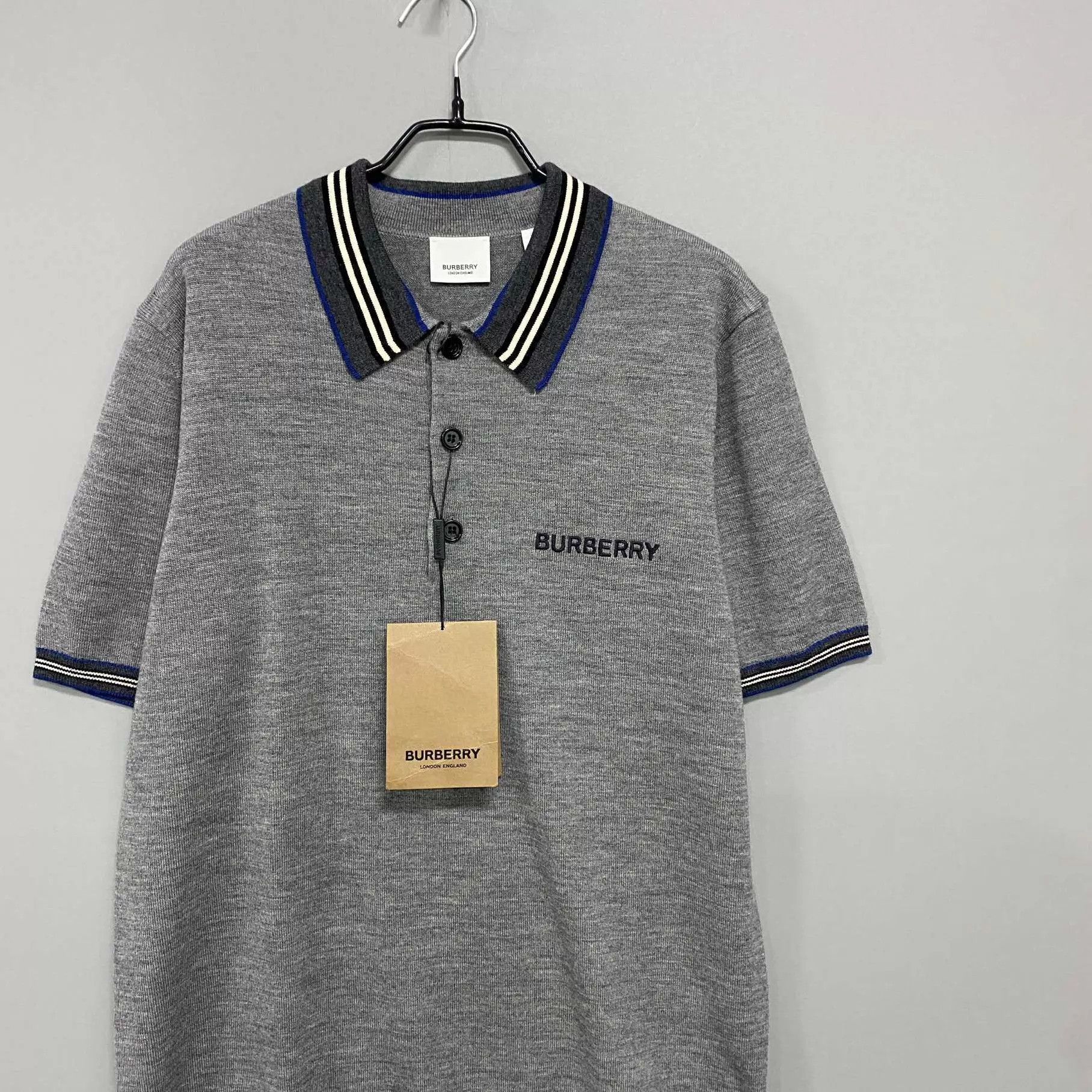Burberry Burberry 100% Wool Embroidered Logo SS Polo M New Size US M / EU 48-50 / 2 - 2 Thumbnail