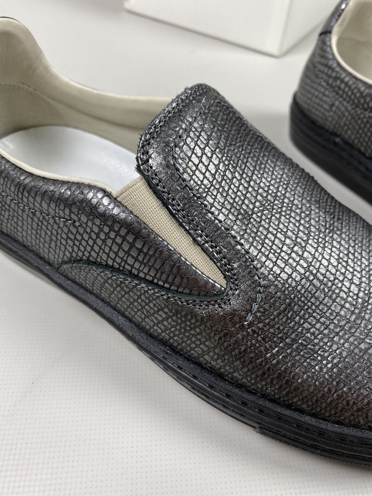 Maison Margiela New! Maison Margiela ladies slip on meds shoes size 37.5 Size US 7.5 / IT 37.5 - 17 Thumbnail