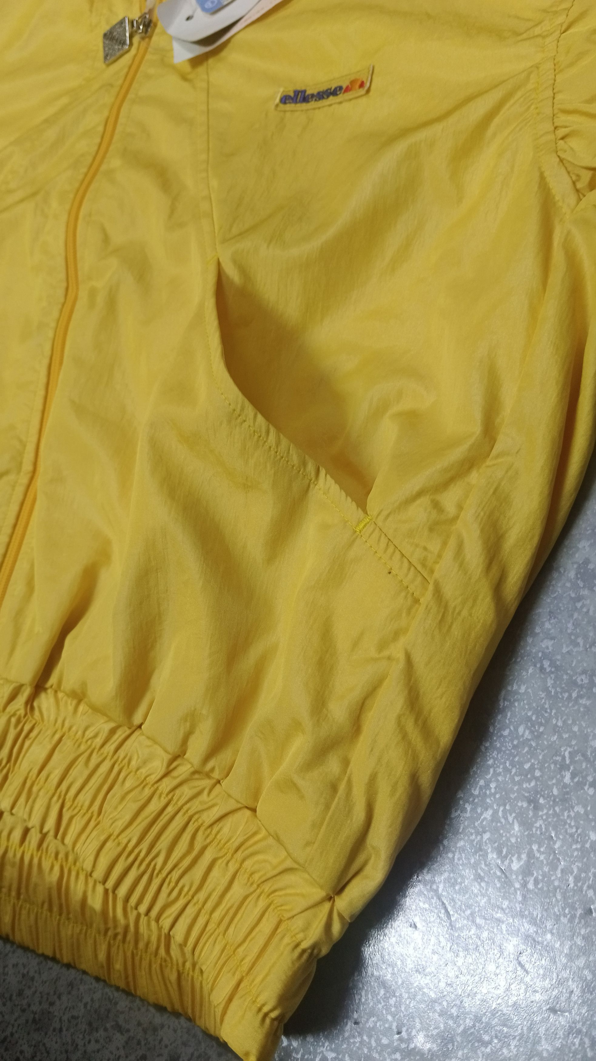 Ellesse Rare Vintage Deadstock Ellesse Windbreaker Jacket Size S / US 4 / IT 40 - 16 Thumbnail