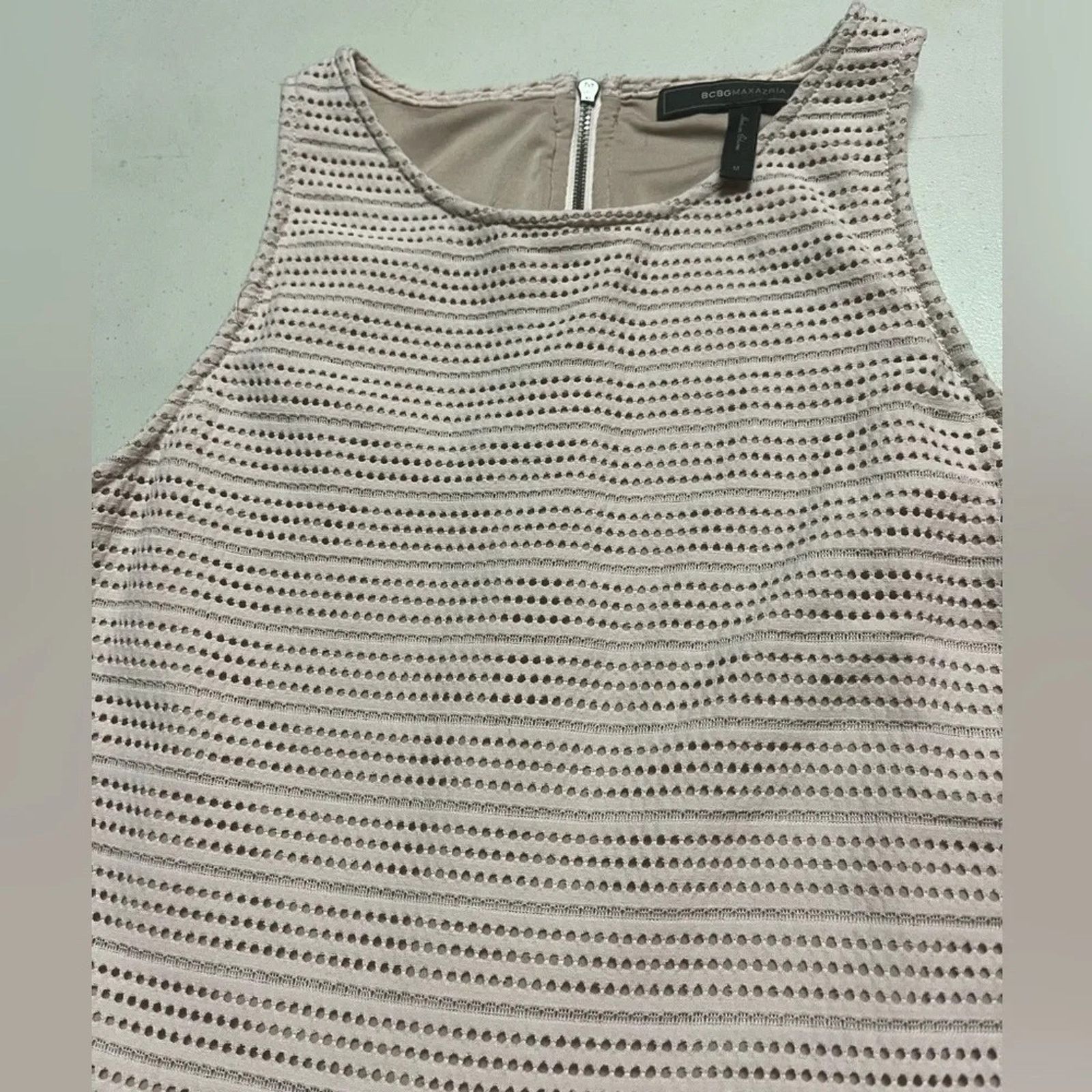 Bcbgmaxazria BCBGMAXAZRIA Cassandra Lace Fit & Flare Dress, size Medium Size M / US 6-8 / IT 42-44 - 5 Thumbnail