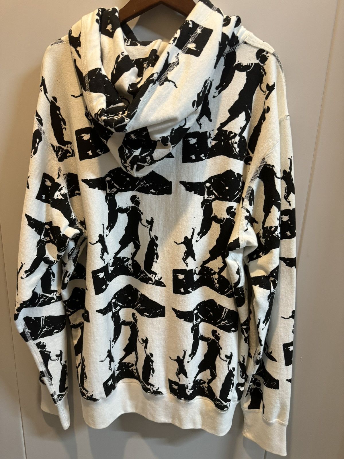 Undefeated UNDEFEATED BASKETBALL HOODIE Size US L / EU 52-54 / 3 - 2 Thumbnail