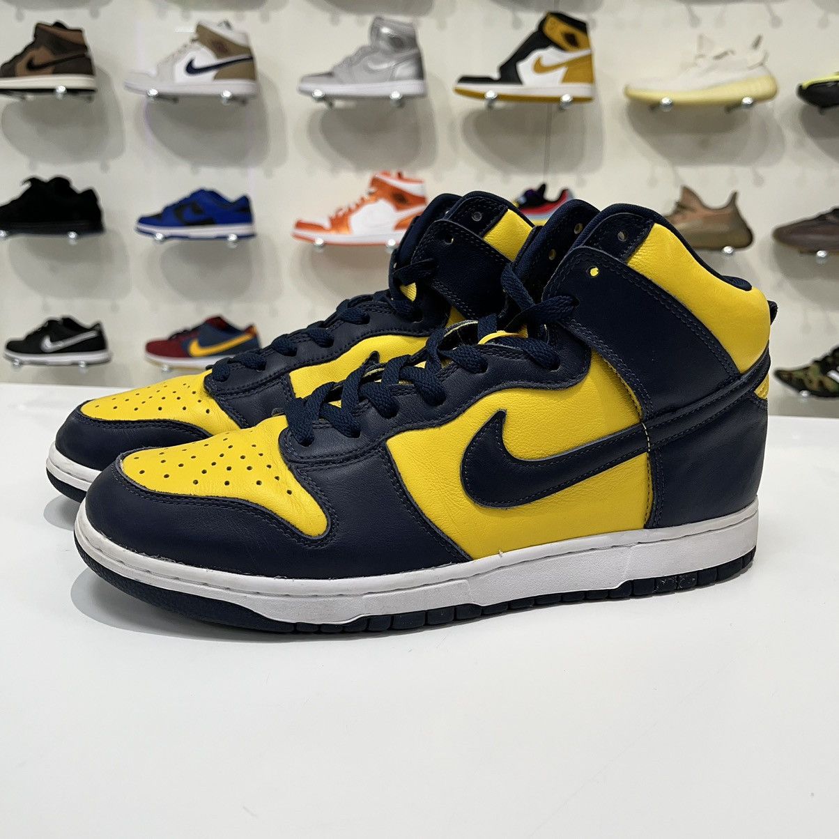Nike Nike Dunk High Michigan (2020) Size US 10 / EU 43 - 2 Thumbnail