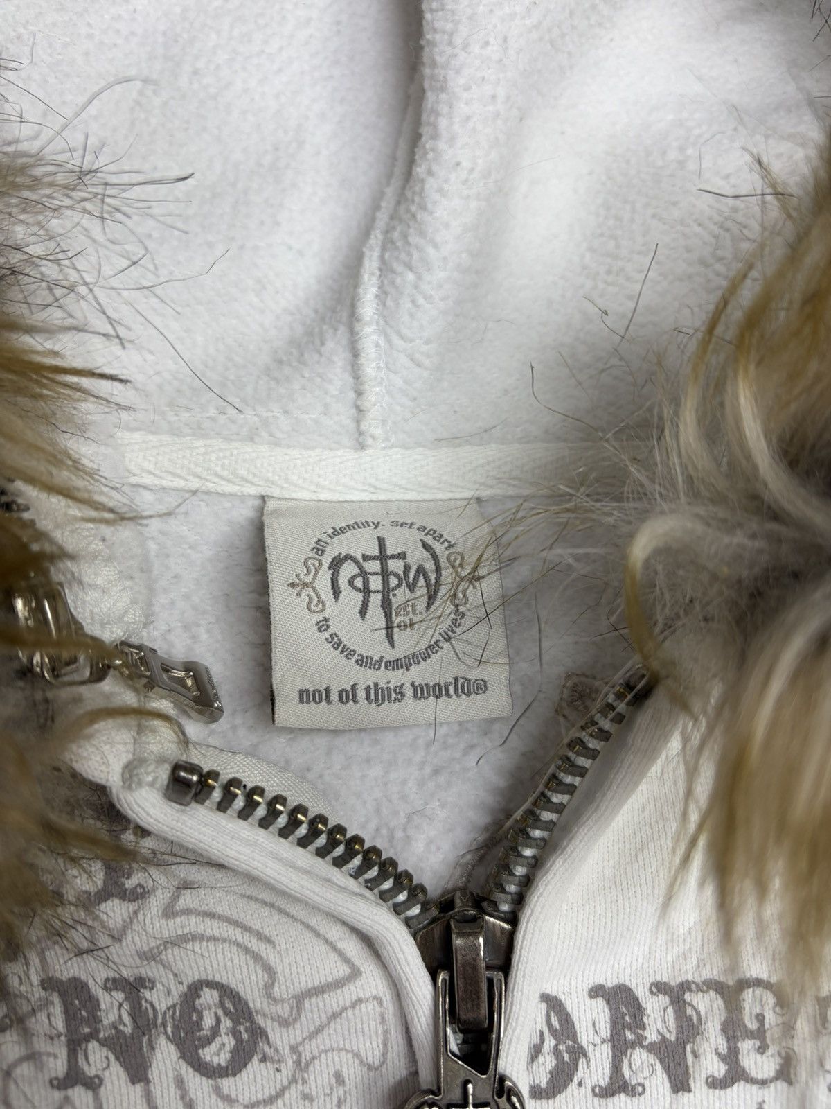 Le Grande Bleu (L.G.B.) Vintage Chrome Hearts Vibe Zip Hoodie Fur Hood Y2K Japanese Size US M / EU 48-50 / 2 - 24 Thumbnail