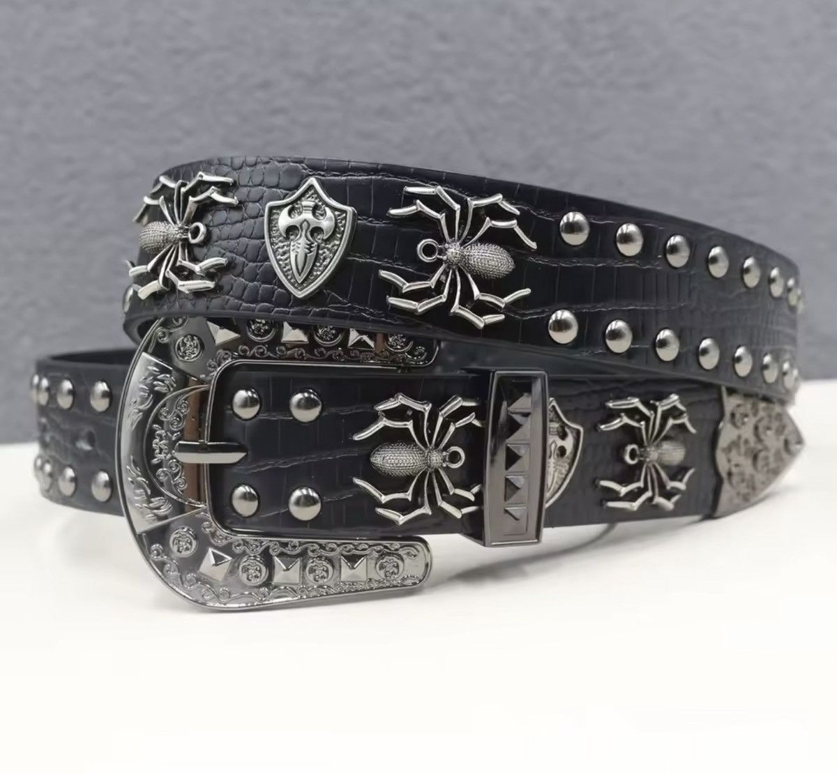 Japanese Brand Black Faux Leather Spider Studded Belt 105 cm Size ONE SIZE - 1 Thumbnail