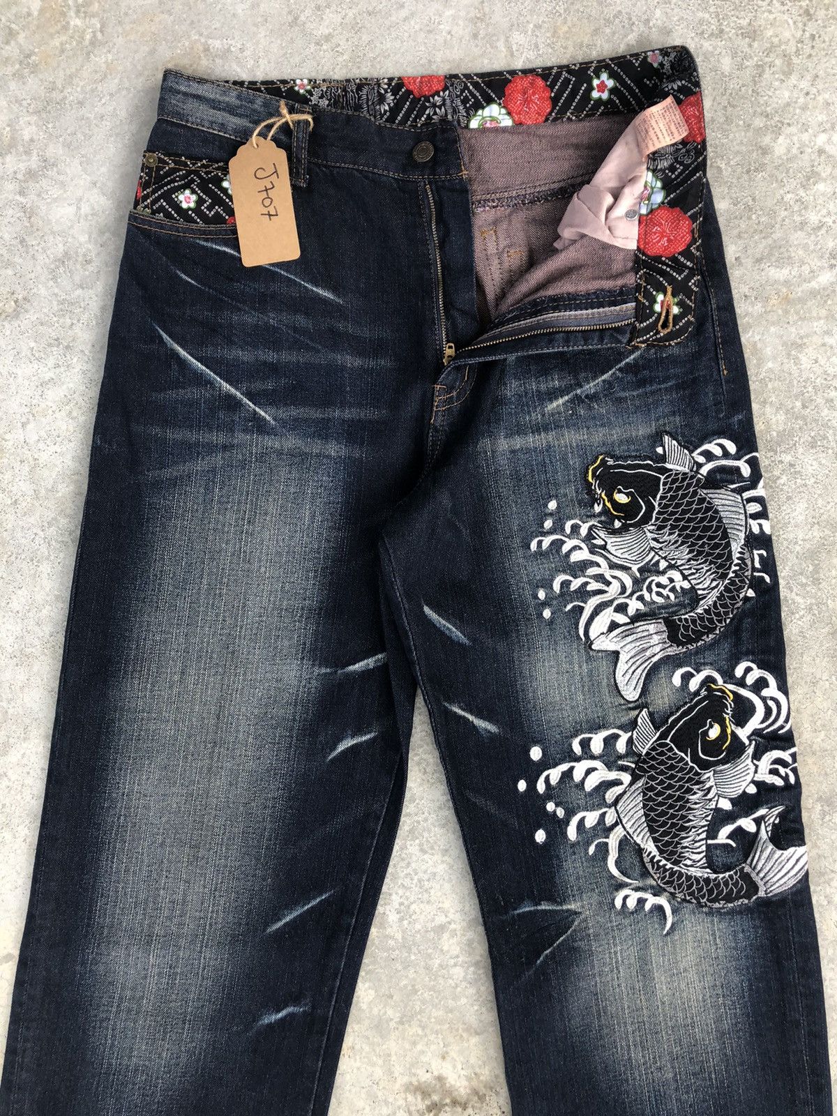 Japanese Brand Japanese Dominate Fish Koi Embroidered Jeans Distressed Size US 31 - 3 Thumbnail