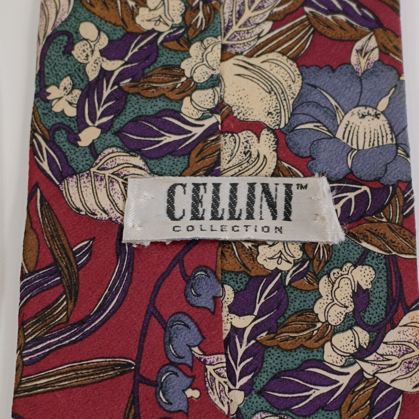 Designer Cellini Collection Floral Print Red Short Wide Silk Tie Size ONE SIZE - 3 Thumbnail