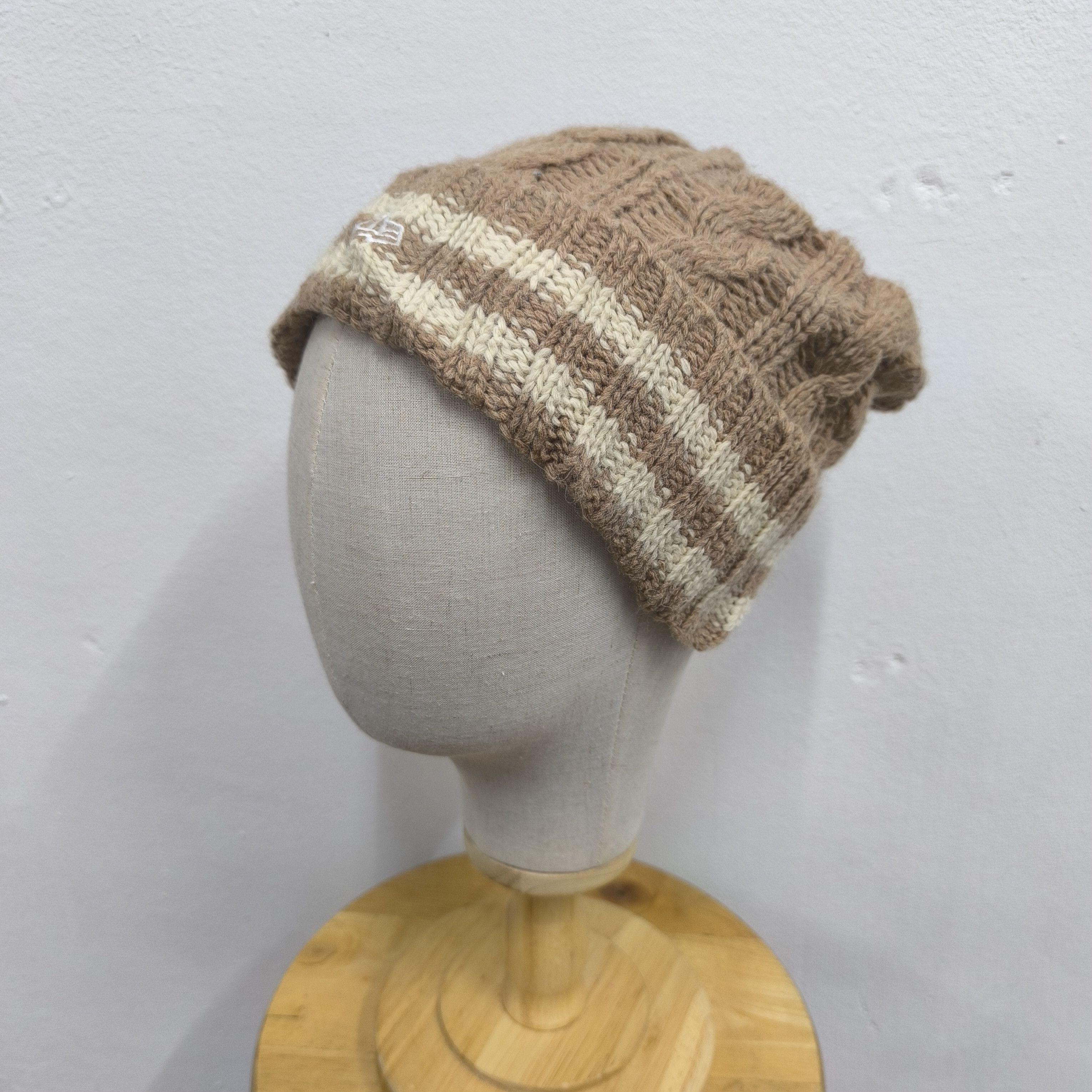 New Era ✨New era logo stripes beanie hat Size ONE SIZE - 2 Thumbnail