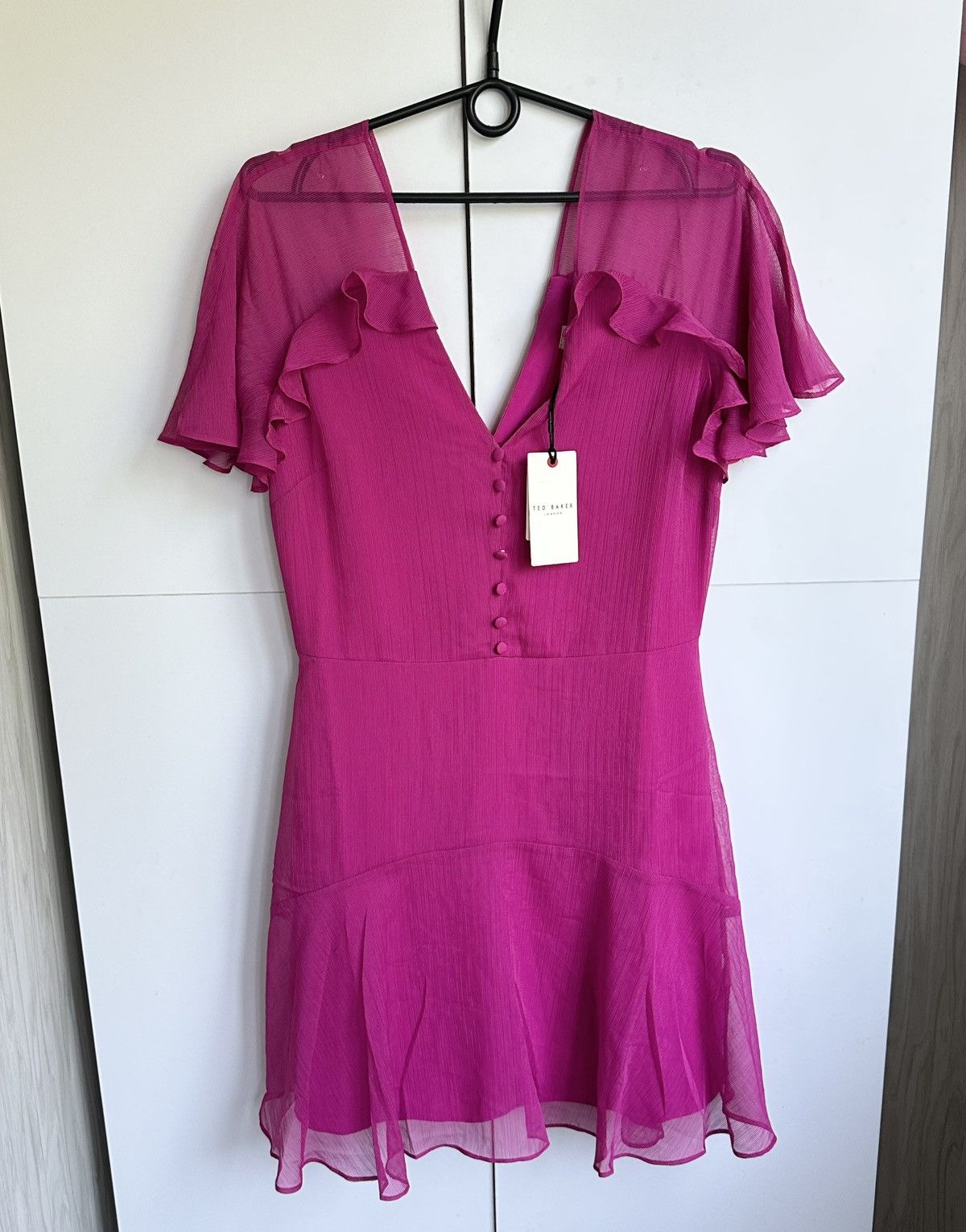 Ted Baker Ted Baker Pink Angel Sleeve Flare Mini Dress Size 3 BNWT Size M / US 6-8 / IT 42-44 - 4 Thumbnail