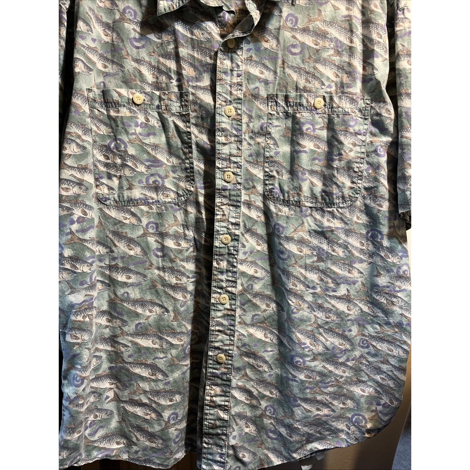 Other Unbranded Men’s XL Shirt Button Up Fish Print Outdoor Travel Size US XL / EU 56 / 4 - 5 Thumbnail