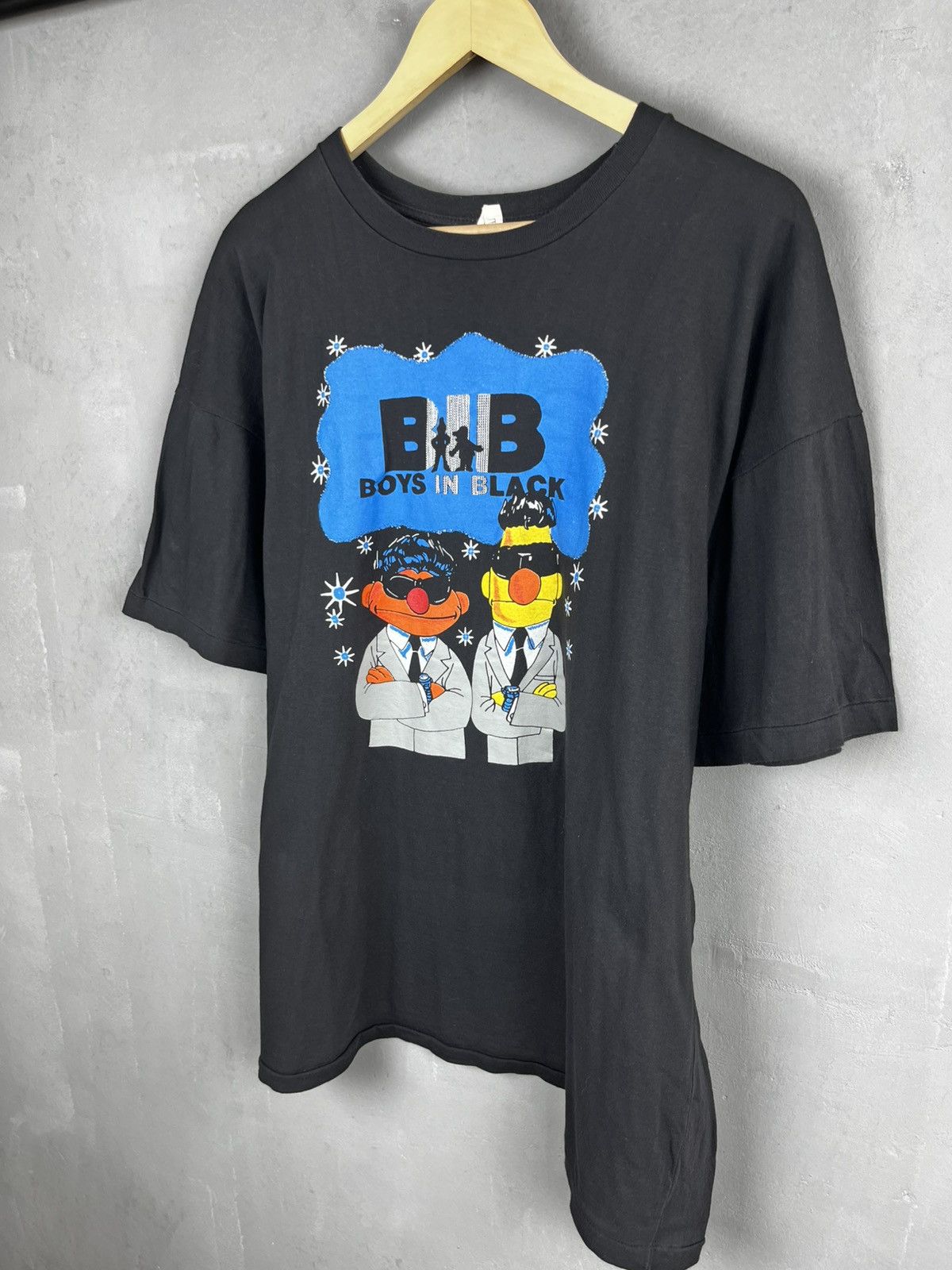 Vintage Vintage 90s Sesame Street Boys In Black T-shirt Movie Size US L / EU 52-54 / 3 - 2 Thumbnail