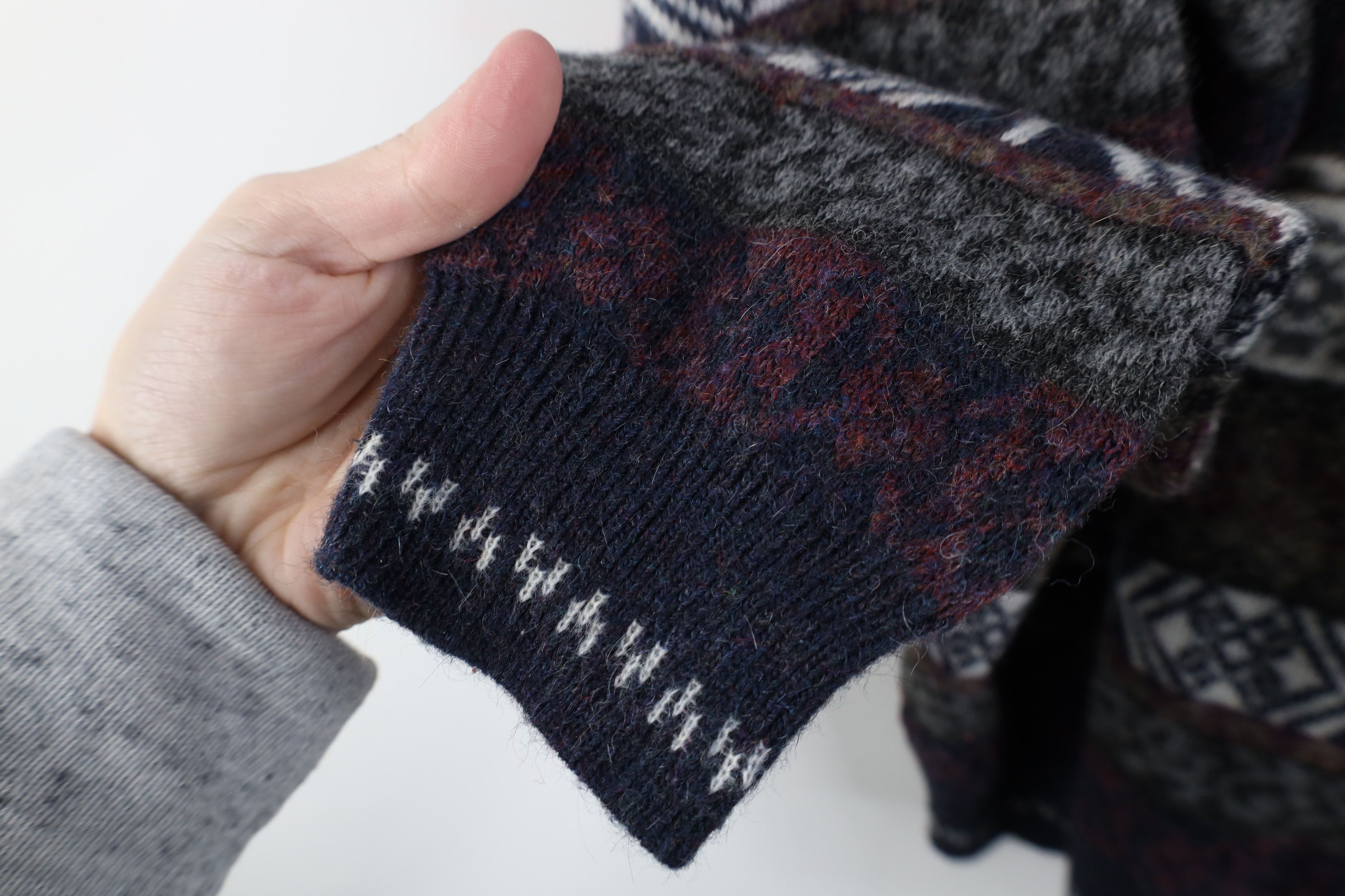 Vintage Vintage 90s Streetwear Fair Isle Wool Blend Knit Sweater Size US M / EU 48-50 / 2 - 7 Thumbnail