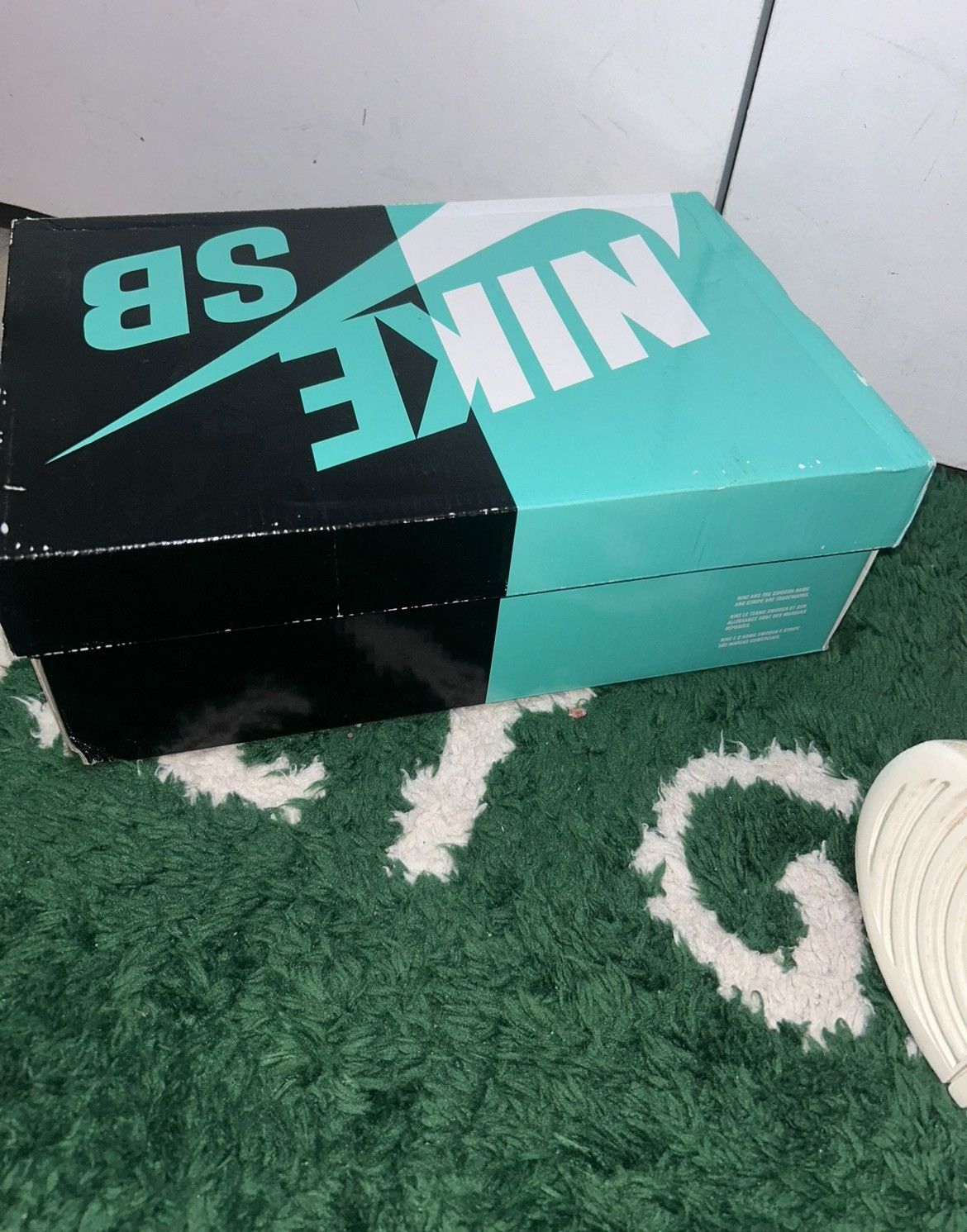 Nike Size 11 - Nike Ben-G x Dunk SB Low Lucid Green Worn With Box Size US 11 / EU 44 - 8 Thumbnail