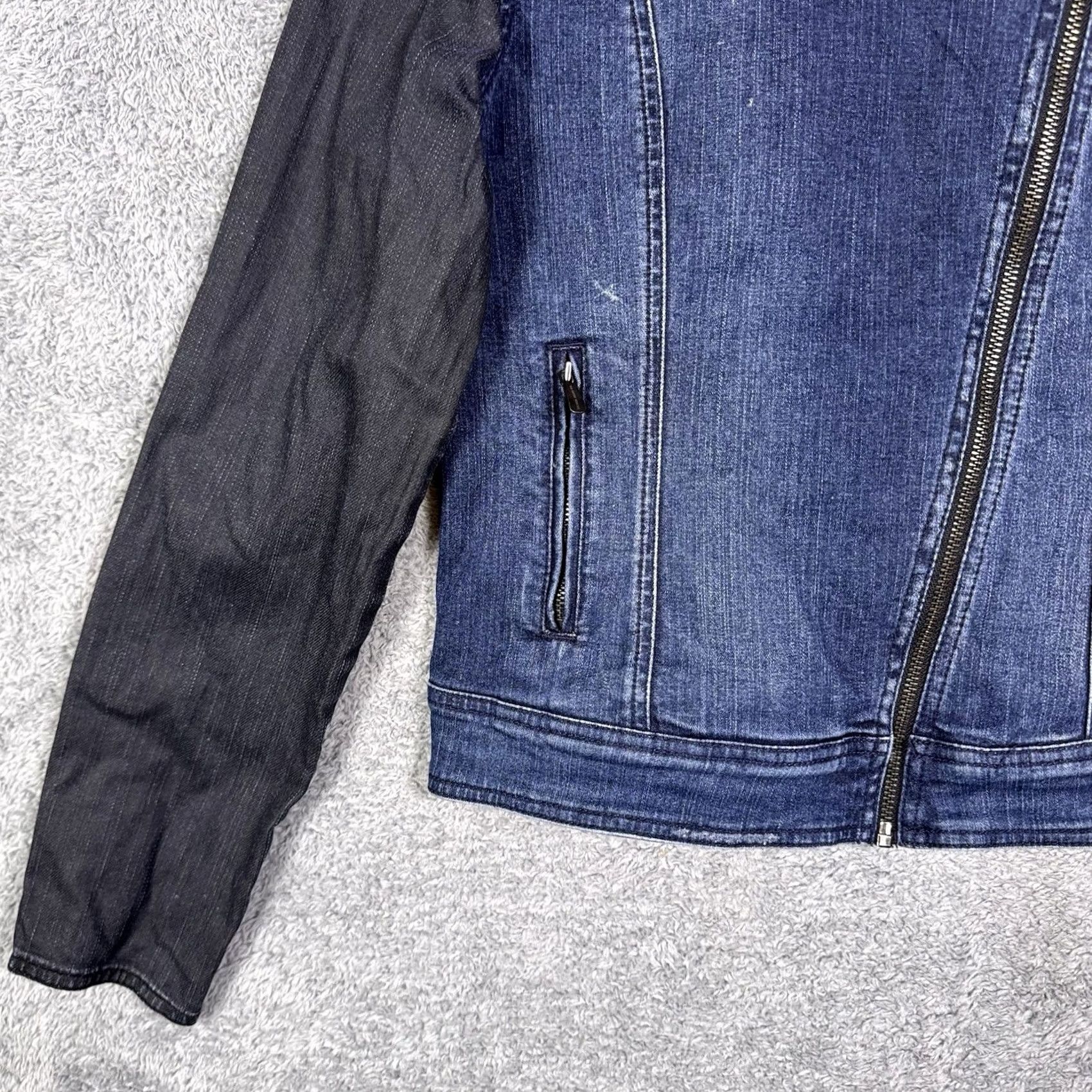 Silver Jeans Co. Silver Jeans Co Denim Jacket Womens S Trucker Boho Moto Full Zip Grunge Y2K Jacket Womens S Blue Geometric 80s? Size 28" / US 6 / IT 42 - 2 Thumbnail