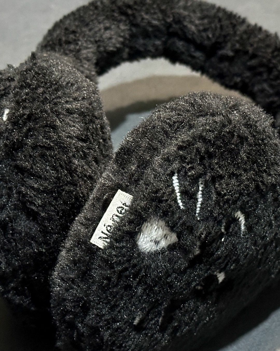 Ne-Net 2007 Iconic Mascots Nya Cat Plush Earmuffs Size ONE SIZE - 2 Thumbnail