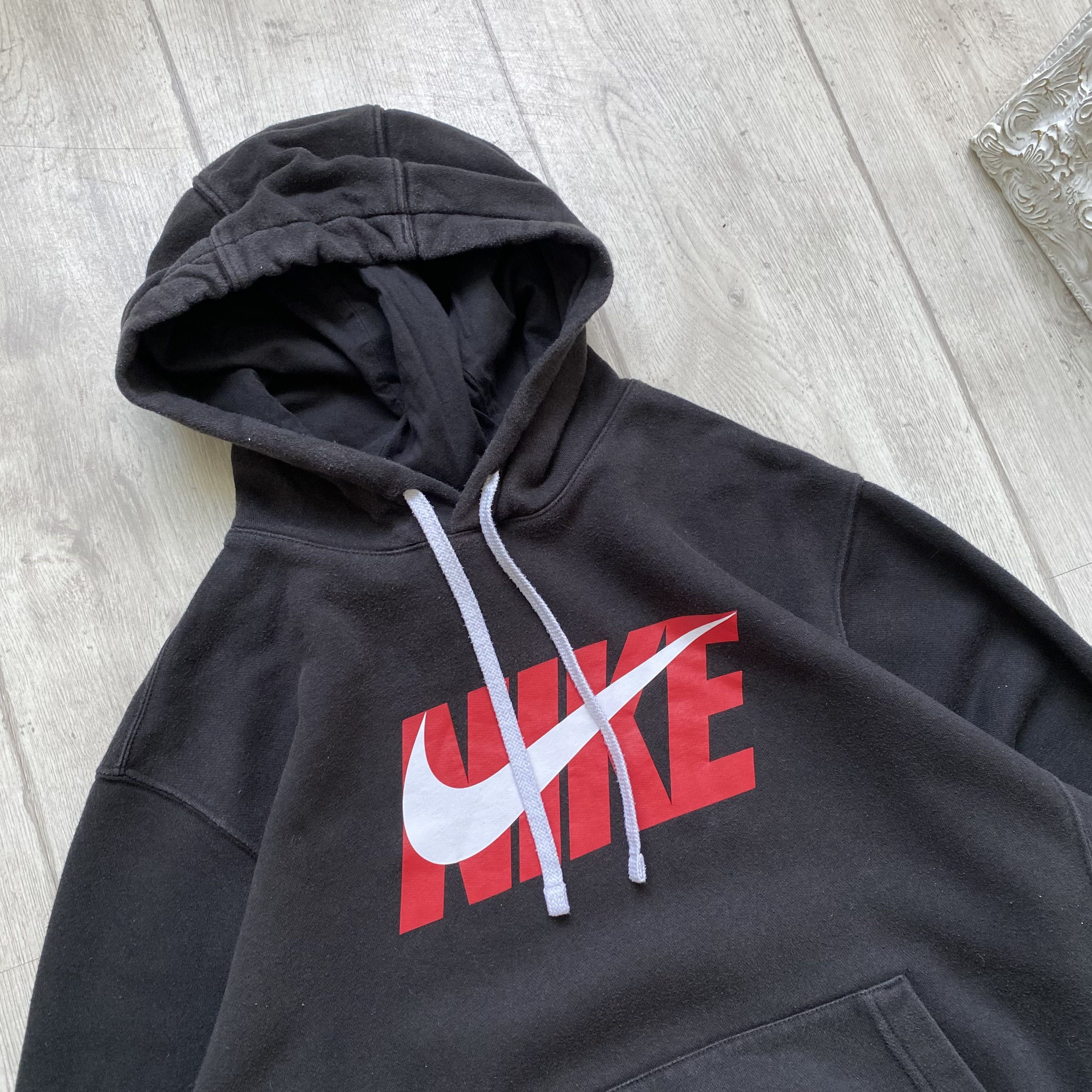 Nike 🦏 Washed Nike center logo hoodie Vintage swosh Size US M / EU 48-50 / 2 - 3 Thumbnail