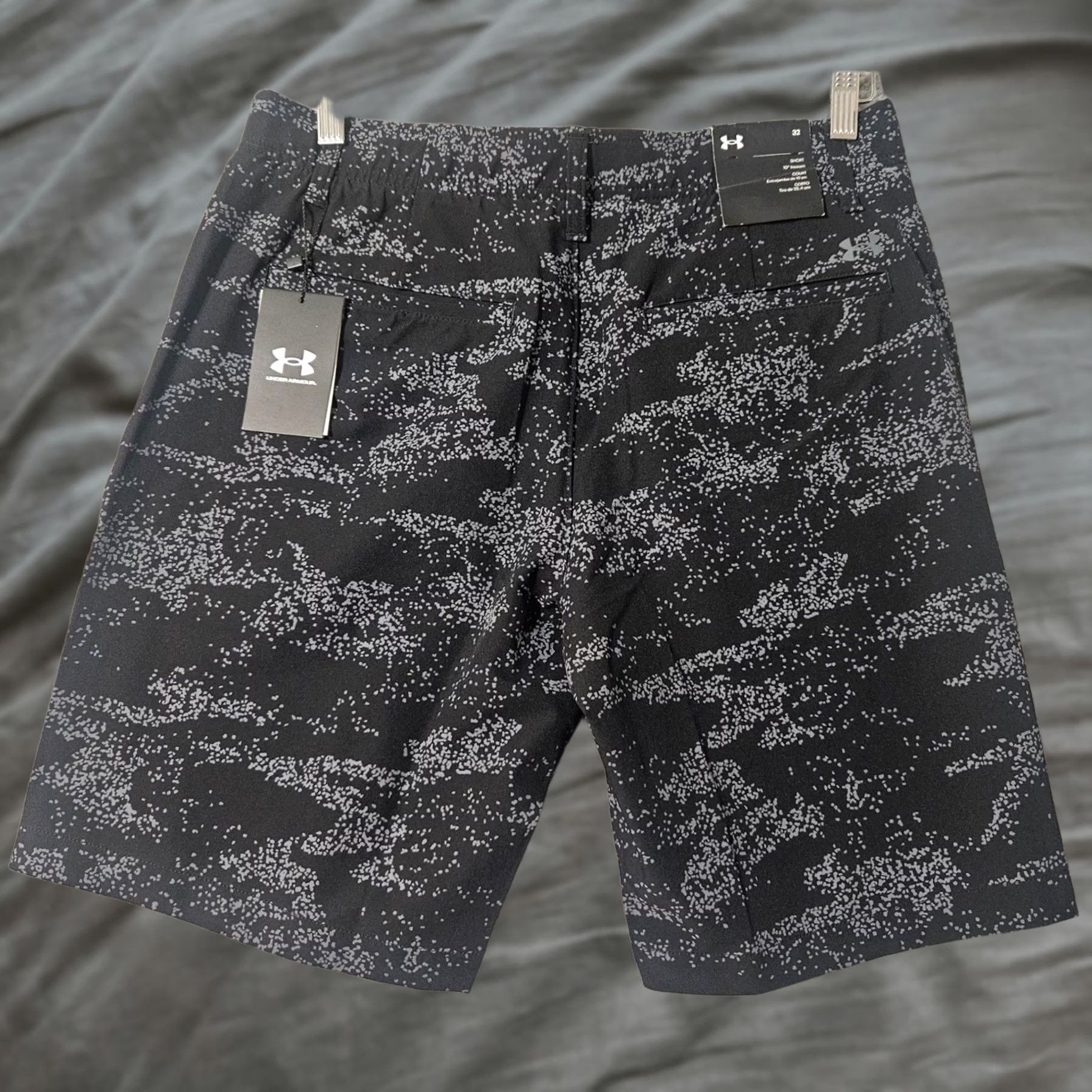 Under Armour Under Armour Golf Shorts Black Size 32 Mens Printed UA Storm New Size US 32 / EU 48 - 1 Thumbnail