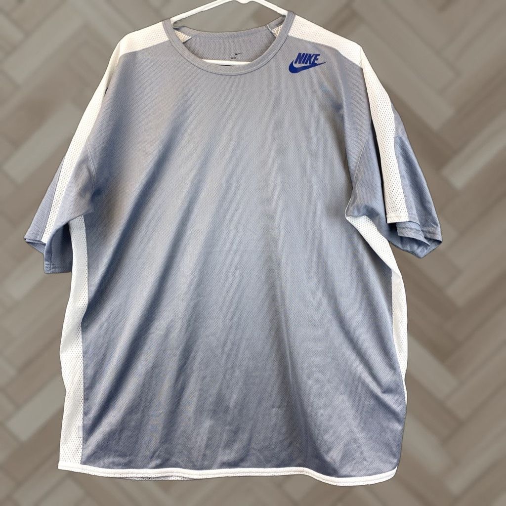 Nike Nike Dri-Fit Short Sleeve T Shirt Men's XL Extra Large Gray White /83-34 Size US XL / EU 56 / 4 - 1 Thumbnail