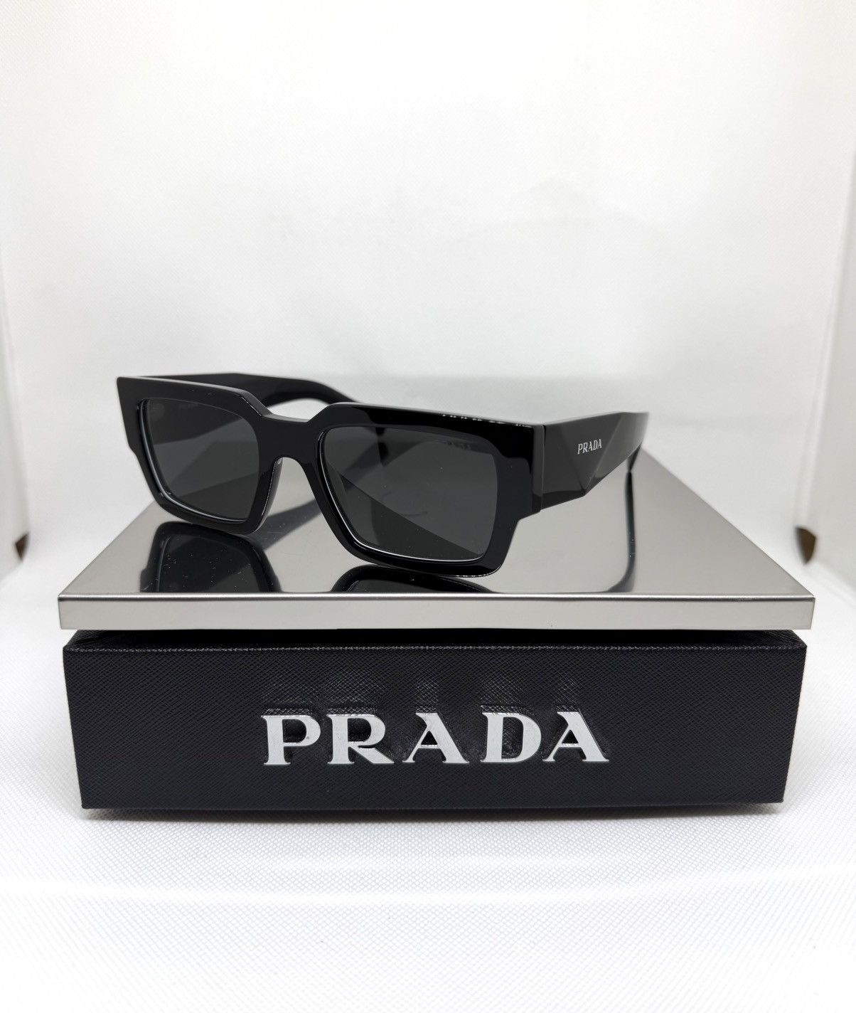 Prada × Streetwear × Vintage NEW Prada Symbole sunglasses PR 09ZS