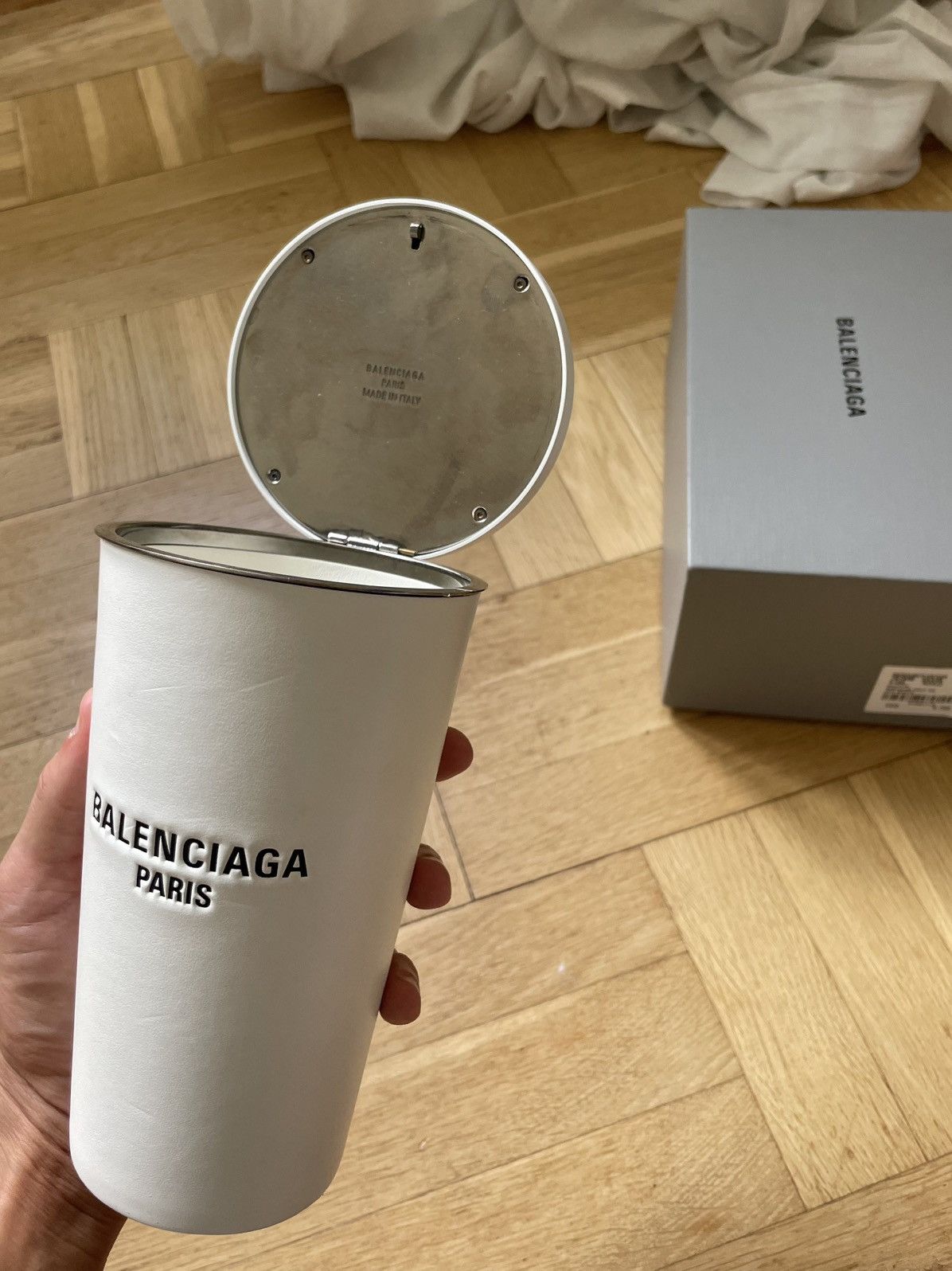 Balenciaga 9AM Coffee Cup Clutch Size ONE SIZE - 2 Thumbnail