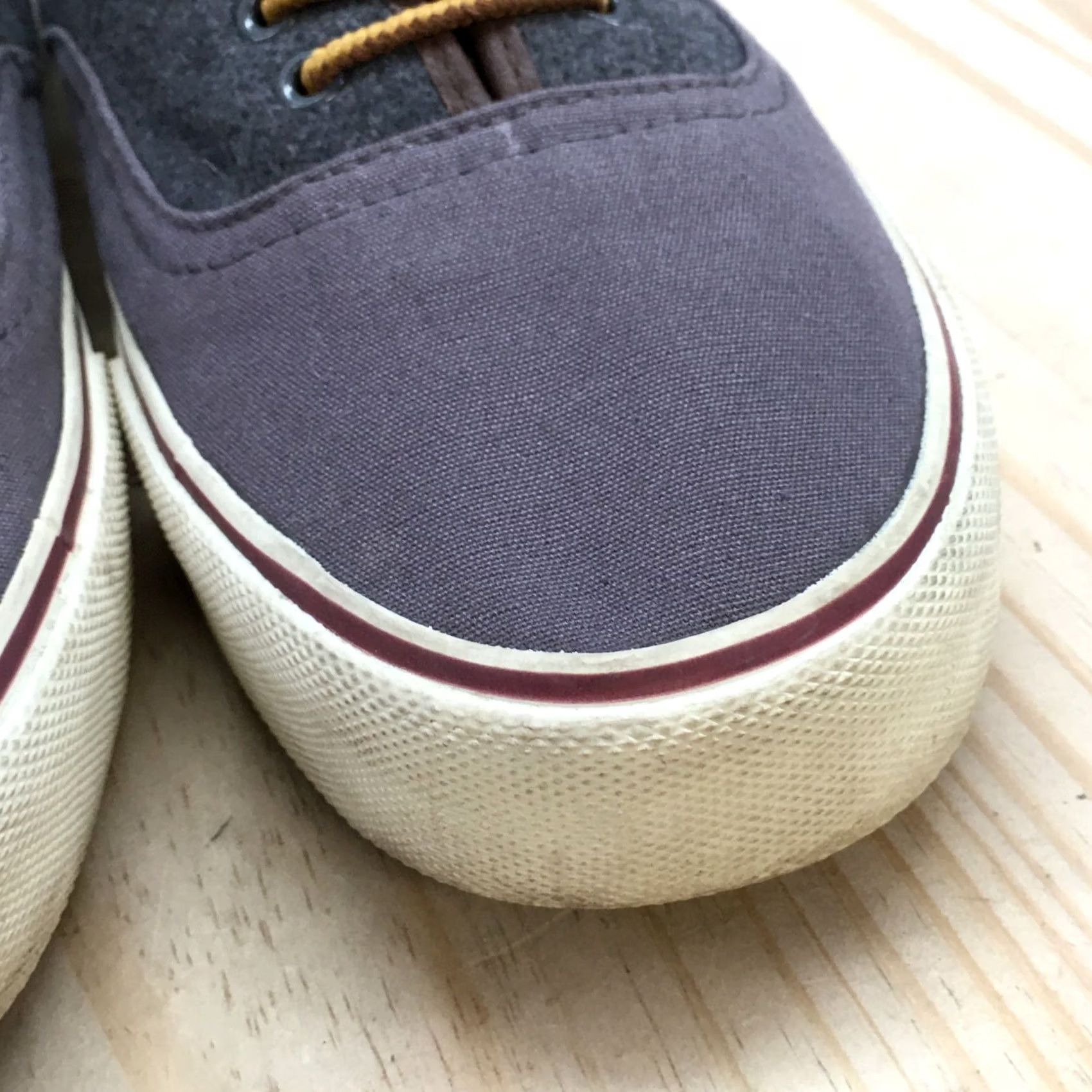 American Eagle Outfitters American Eagle Outfitters Shoes Mens 10 Low Top Lace Up Sneakers Gray Canvas Sneaker Mens Size 10 Gray Canvas Size US M / EU 48-50 / 2 - 5 Thumbnail
