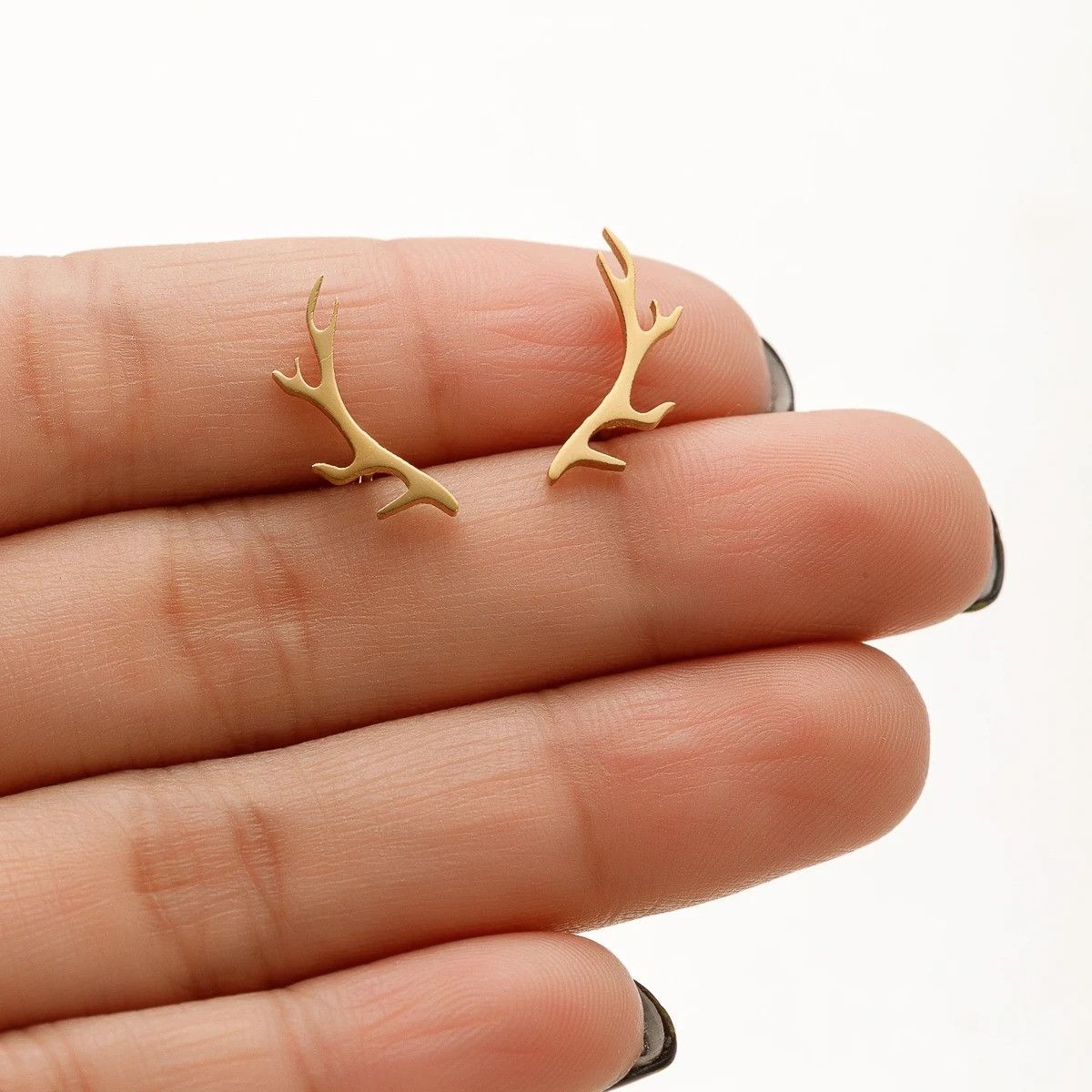 Jewelry Deer Horn Stud Earrings Charm Stainless Earring Gift Size ONE SIZE - 1 Thumbnail