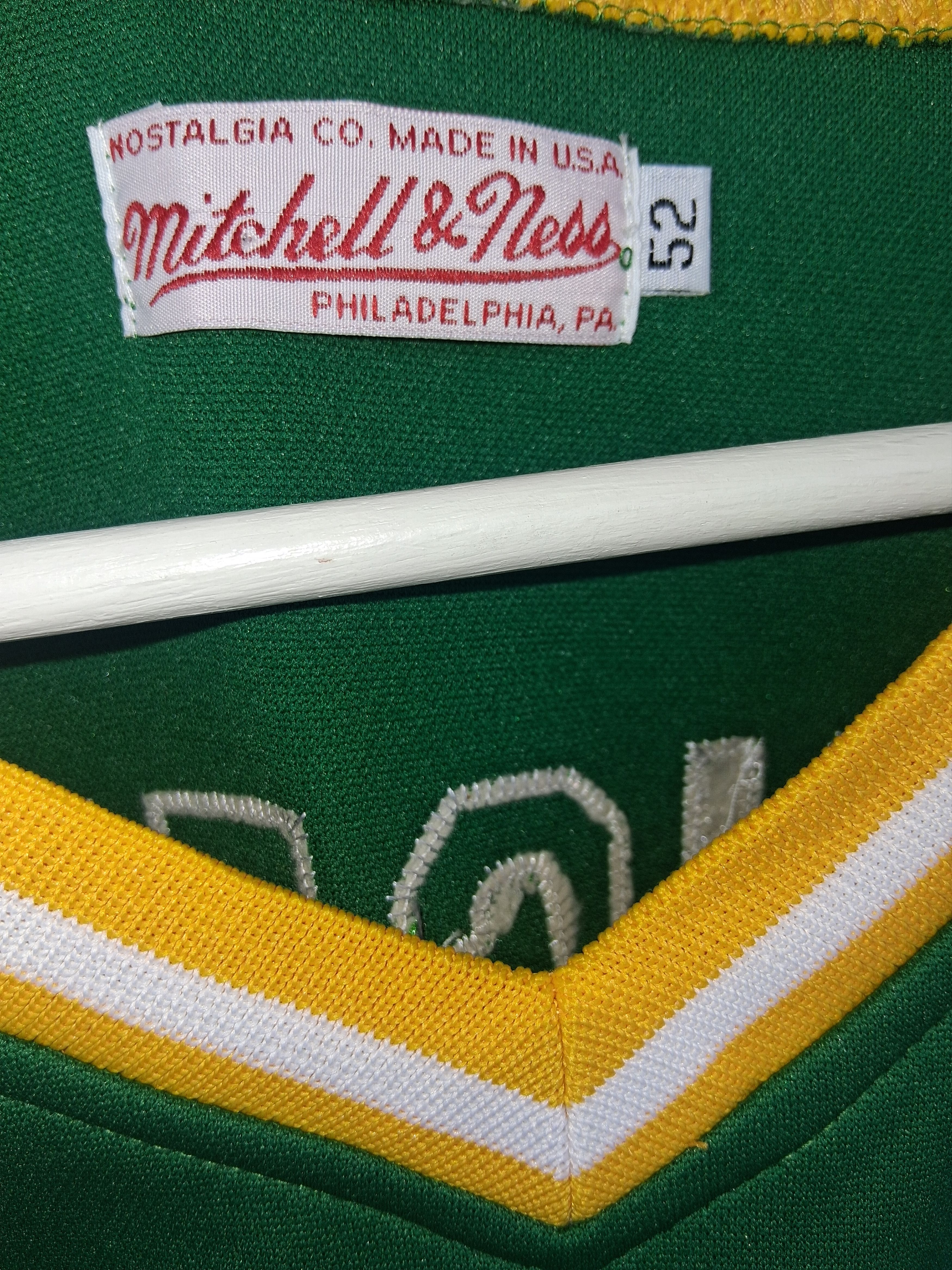 Mitchell & Ness Mitchell & Ness Cooperstown Oakland A's Fingers MLB Jersey Size US L / EU 52-54 / 3 - 5 Thumbnail