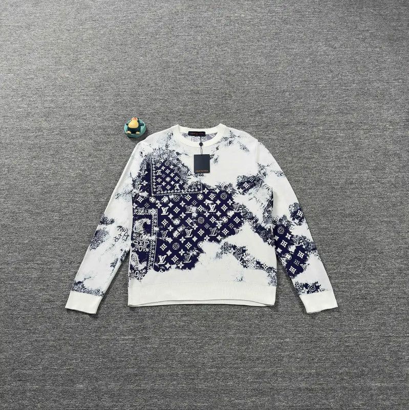 Louis Vuitton Louis Vuitton White Knit Long Sleeve Sweater 0089 Size US L / EU 52-54 / 3 - 1 Thumbnail