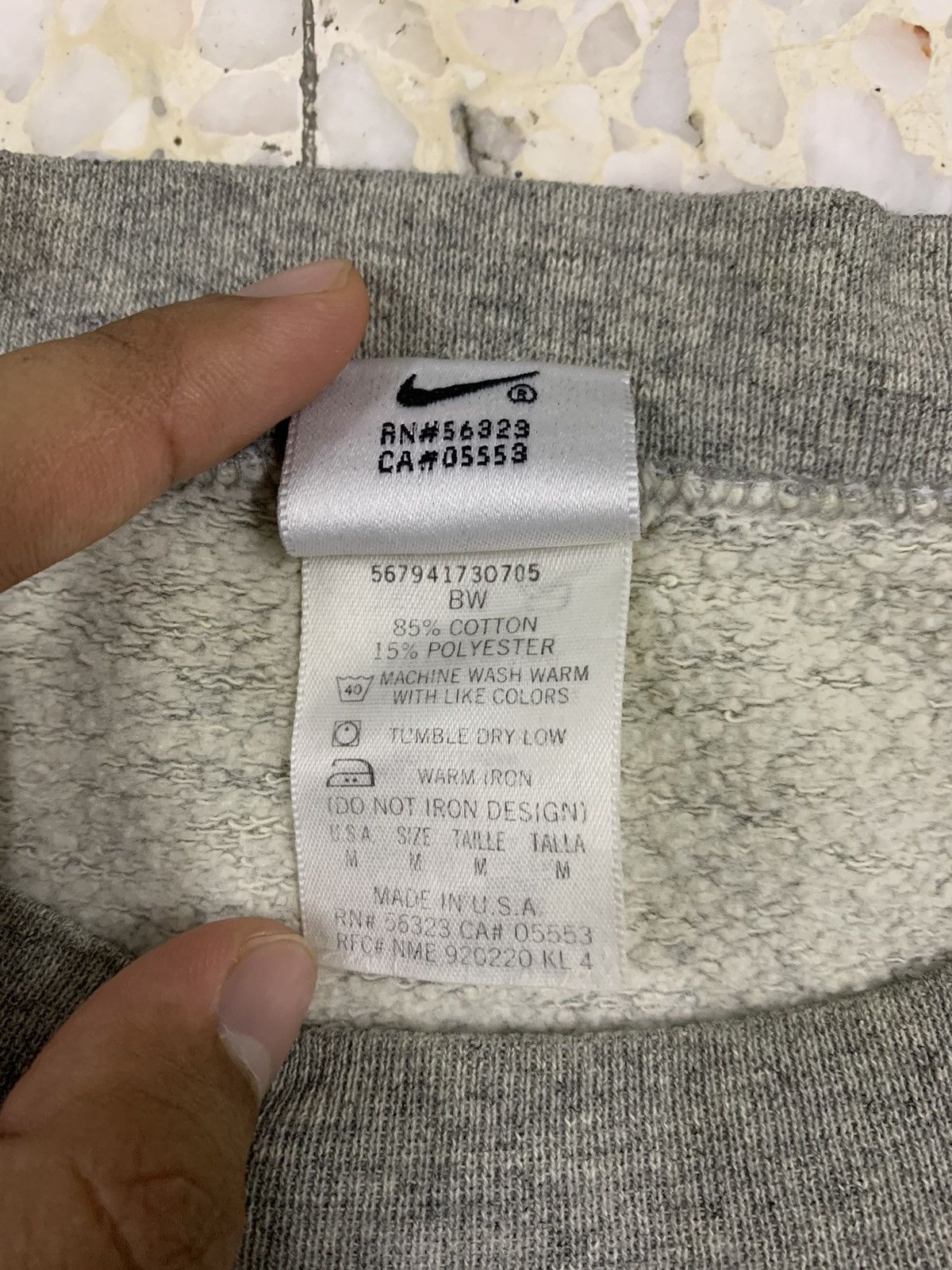 Vintage VINTAGE NIKE MICHIGAN FOOTBALL SWEATSHIRT Size US M / EU 48-50 / 2 - 7 Thumbnail
