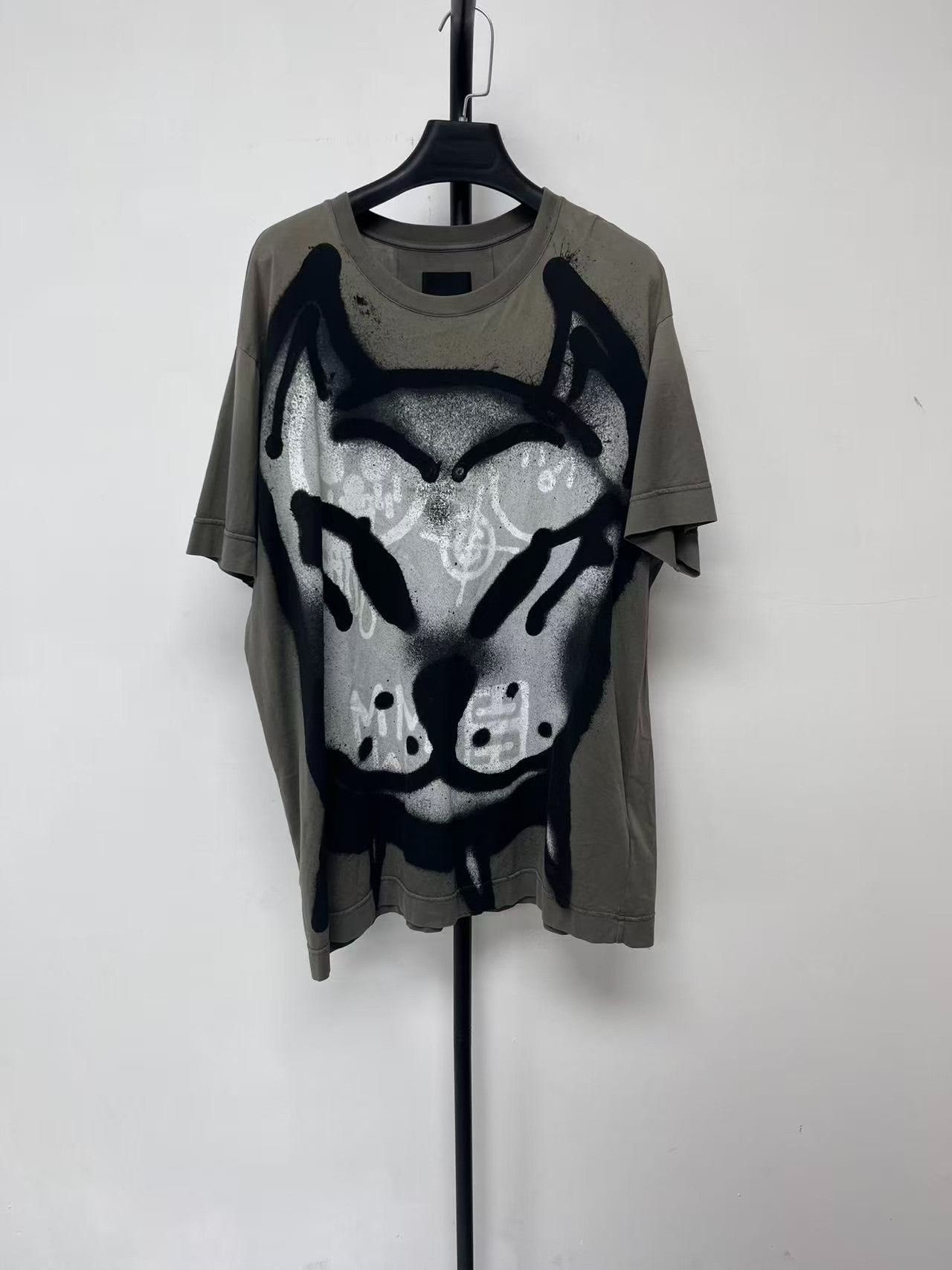 Givenchy Givenchy x Chito Graffiti Spray Short-Sleeve T-Shirt Size US S / EU 44-46 / 1 - 1 Thumbnail
