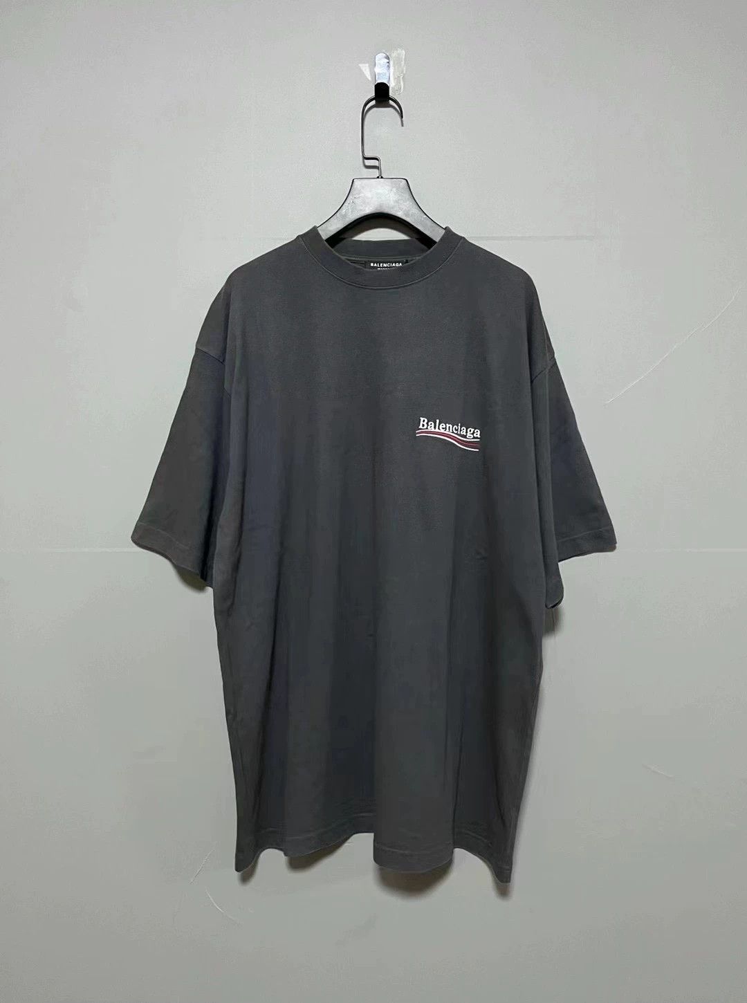 Balenciaga Balenciaga's new gray embroidered cola short sleeved shirt Size US M / EU 48-50 / 2 - 1 Thumbnail