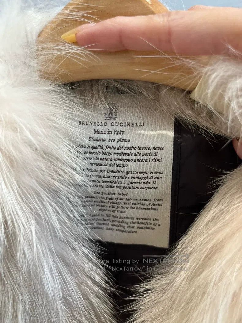 Brunello Cucinelli Brunello Cucinelli Fox Fur Sleeveless Vest Size XS / US 0-2 / IT 36-38 - 2 Thumbnail