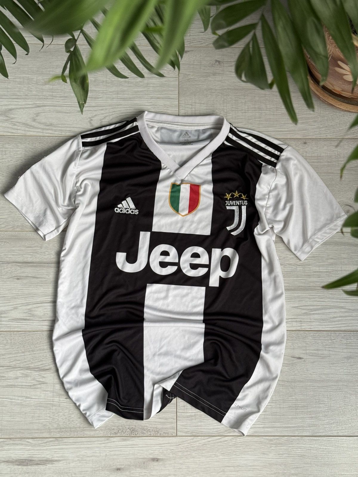 Adidas Vintage Adidas Juventus Soccer Jersey #7 Ronaldo kit Size US XS / EU 42 / 0 - 2 Thumbnail