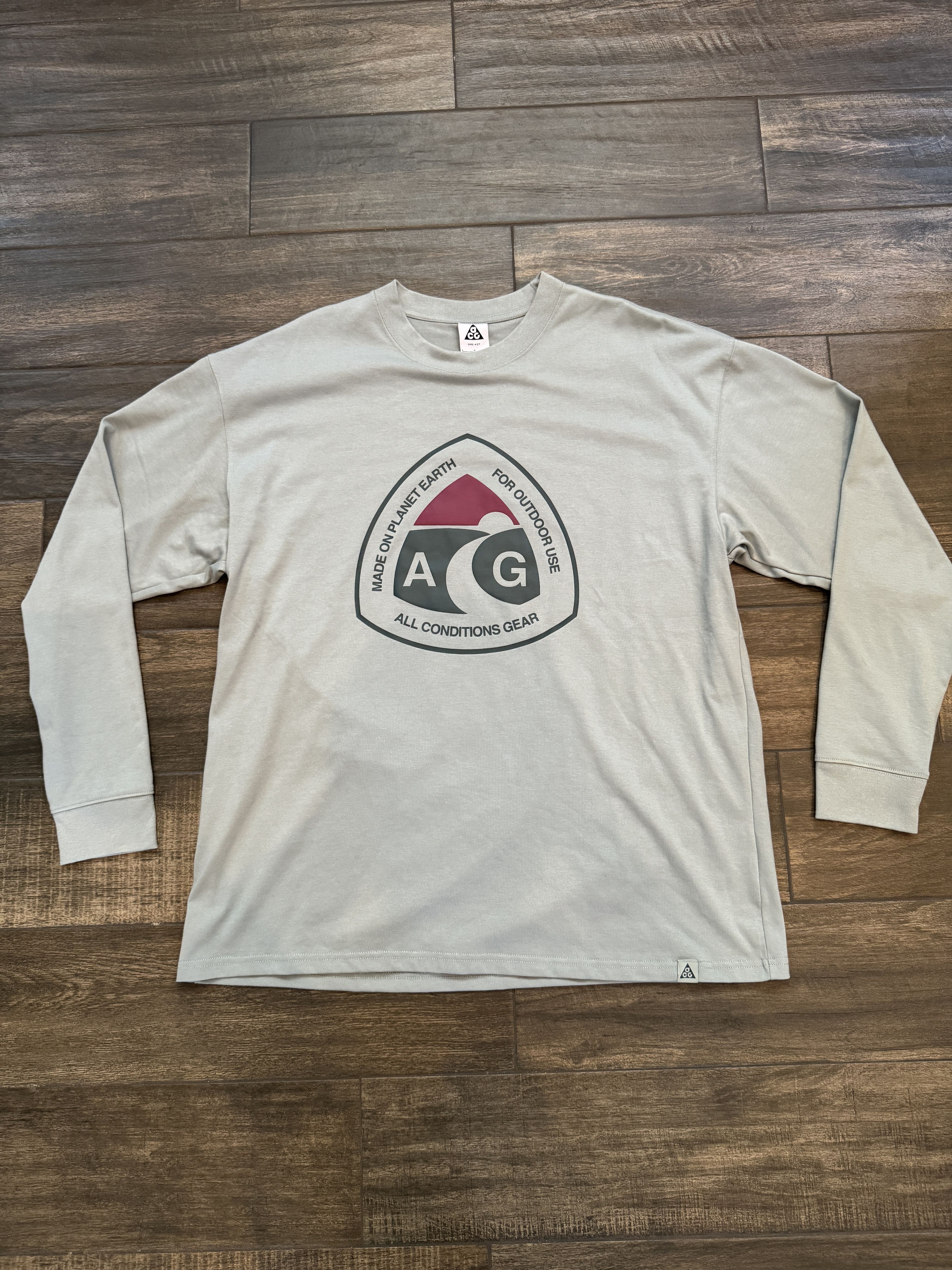 Nike ACG Nike ACG Planet Earth Tri Logo Tee Green Size US L / EU 52-54 / 3 - 1 Thumbnail