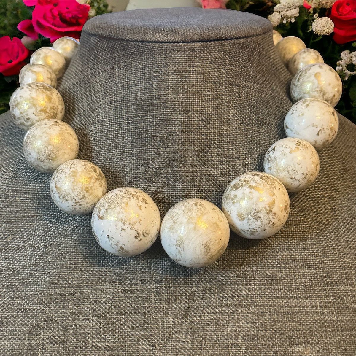 Other Ippo chunky metallic swirl bead necklace and earrings set Size ONE SIZE - 1 Thumbnail