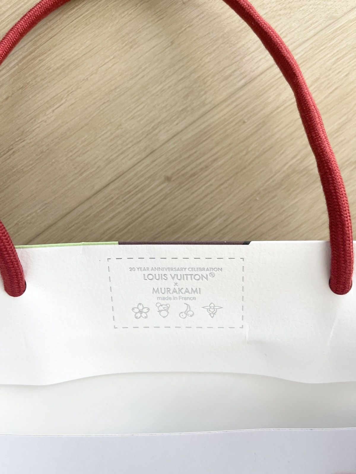 Louis Vuitton 2025 Louis Vuitton x Murakami Paper Shopping Bag Size ONE SIZE - 5 Thumbnail