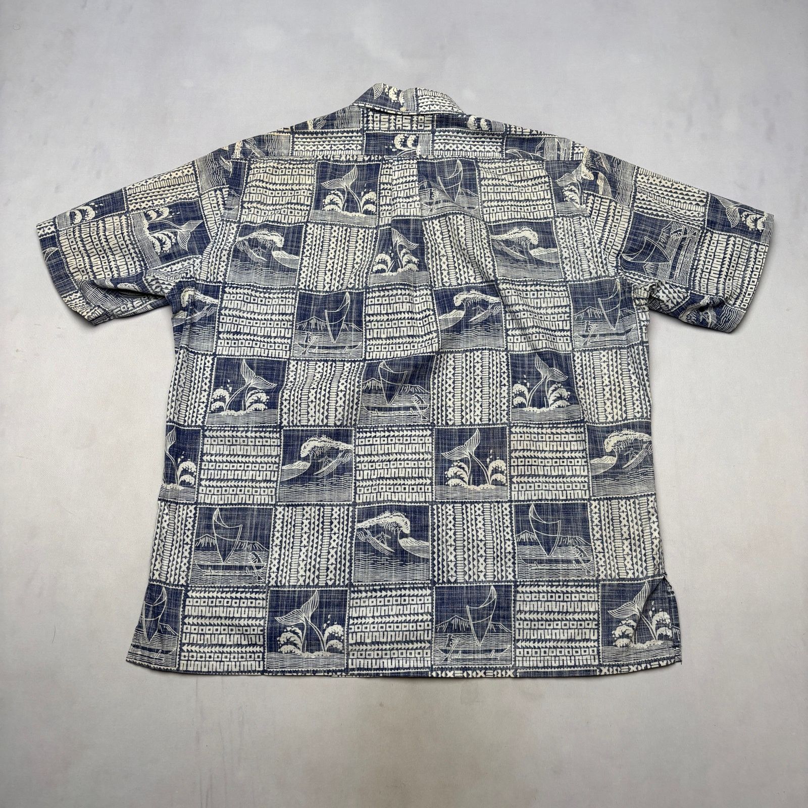 Reyn Spooner Reyn Spooner Reverse Print Hawaiian Aloha Shirt Men's Large Size US L / EU 52-54 / 3 - 3 Thumbnail