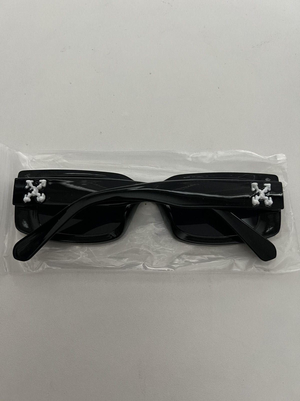 Designer Summer Black Sunglasses Size ONE SIZE - 2 Thumbnail