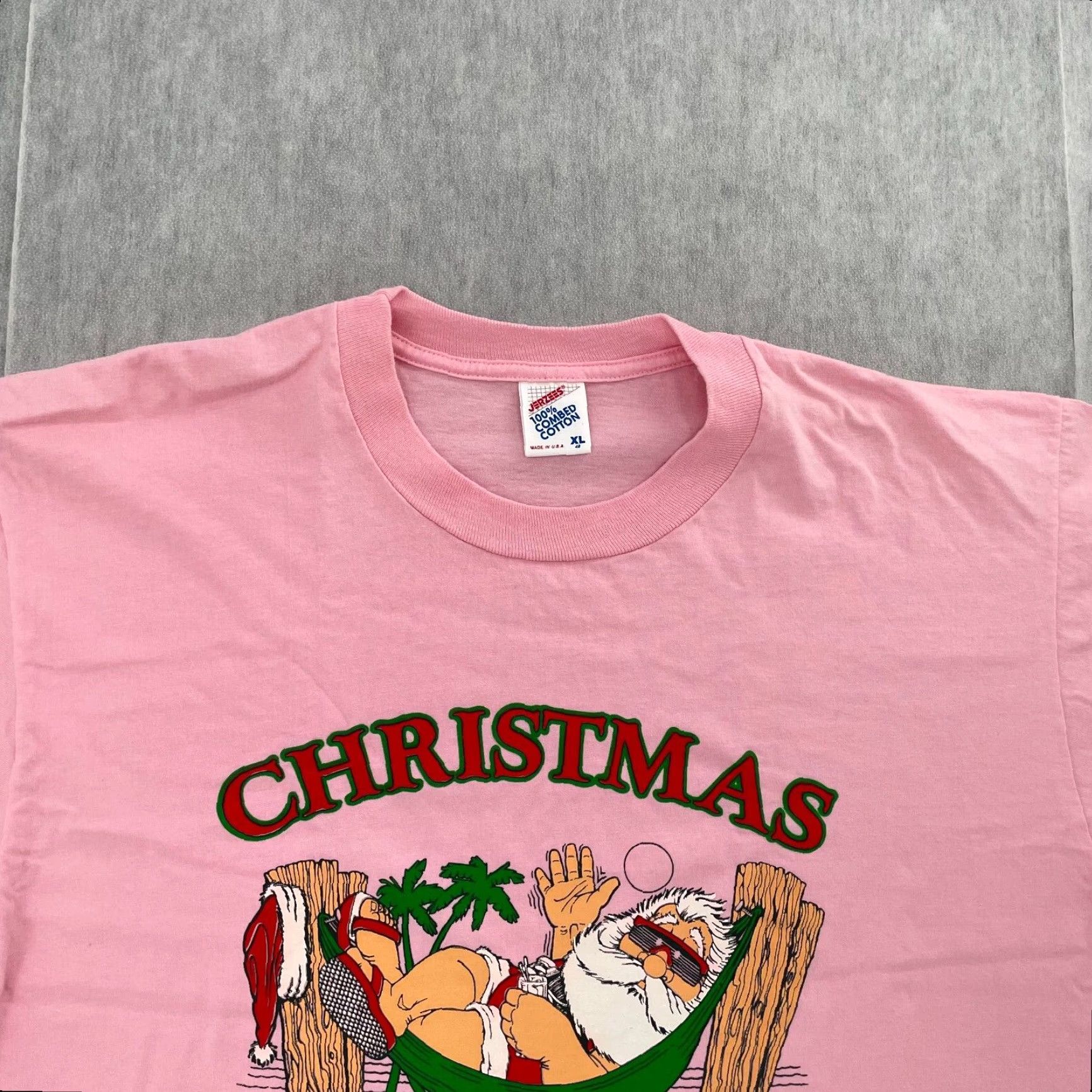 Jerzees VINTAGE Jerzees Christmas Shirt Adult XL Pink Santa Claus 80s Holiday Men Size US XL / EU 56 / 4 - 3 Thumbnail