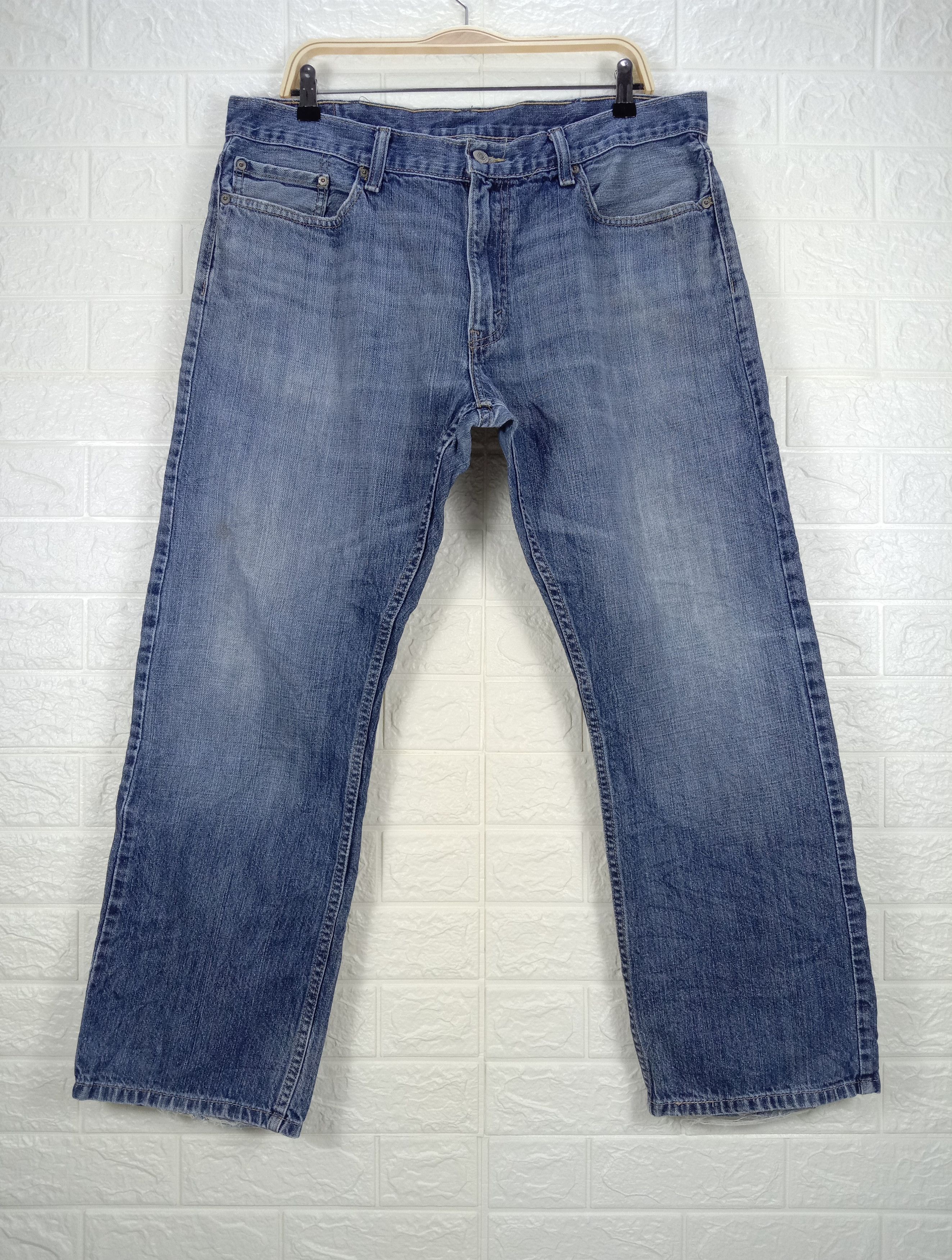 Levi's Vintage Levi's 514 Jeans Blue Wash Straight Fit Denim Size US 38 / EU 54 - 1 Thumbnail