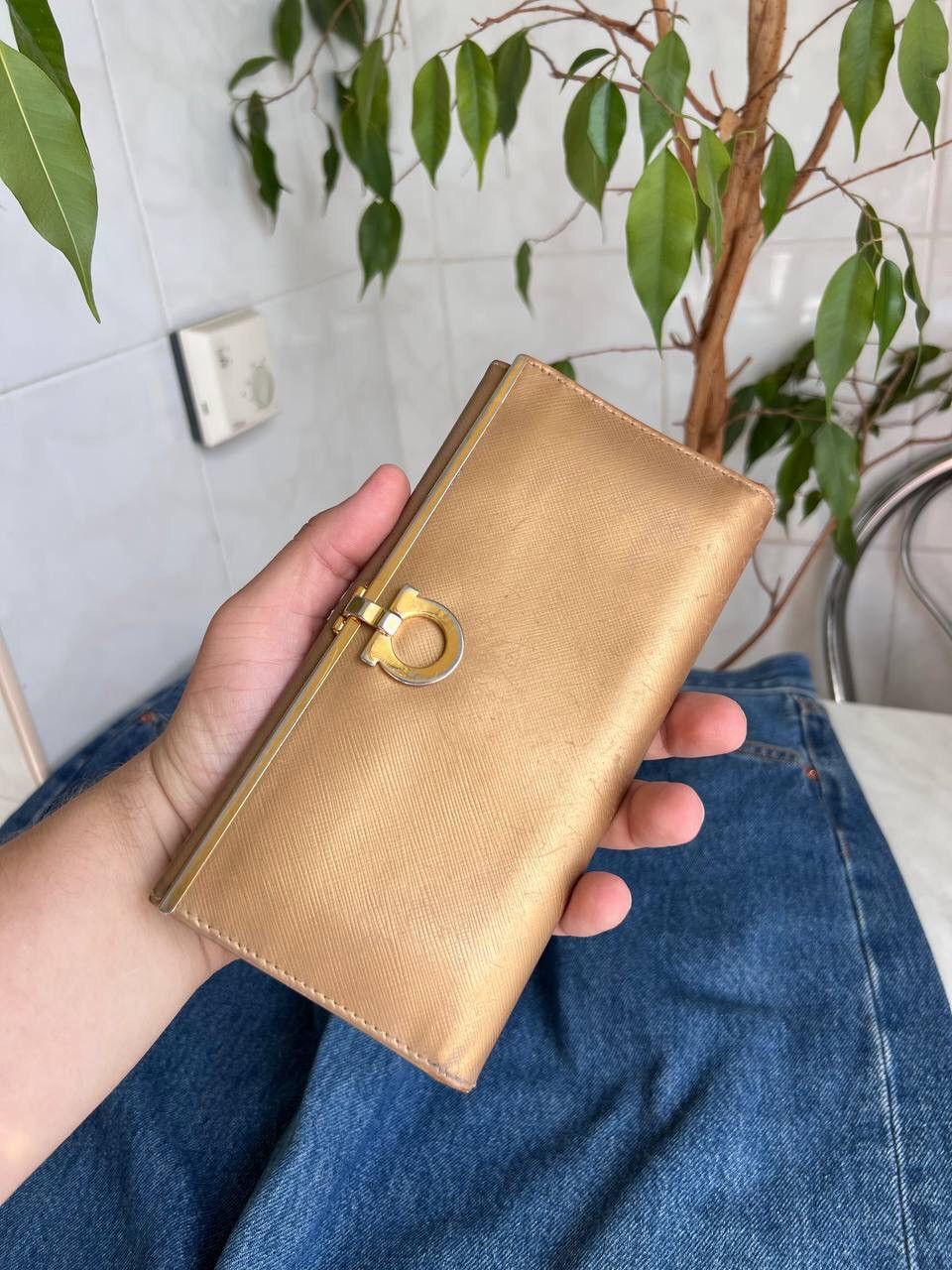 Salvatore Ferragamo Vintage Salvatore Ferragamo Leather Gold Wallet Size ONE SIZE - 15 Thumbnail