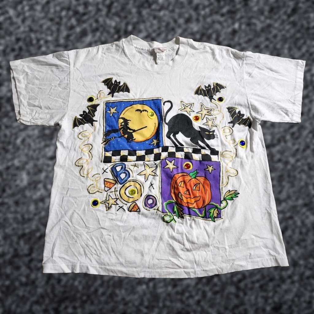 Vintage VINTAGE Halloween Embellished Puff Paint Gems Cropped T Shirt OSFA Unisex Adults White 80s Boo Crew Neck Short Sleeve American Vintage Size ONE SIZE - 1 Thumbnail