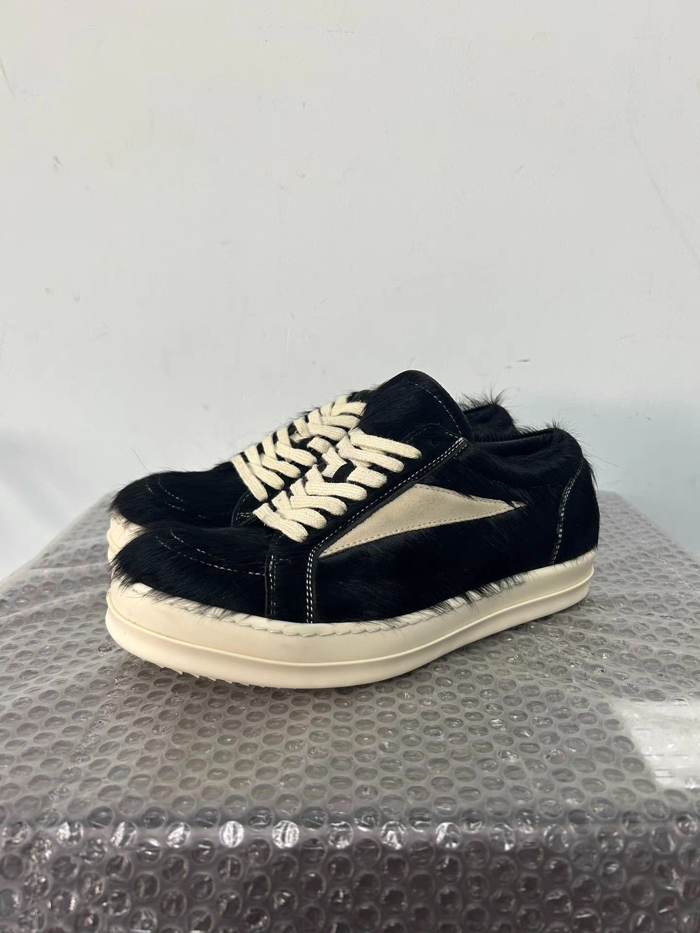 Rick Owens Rick Owens mainline black horsehair casual shoes Size US 6 / EU 39 - 1 Thumbnail