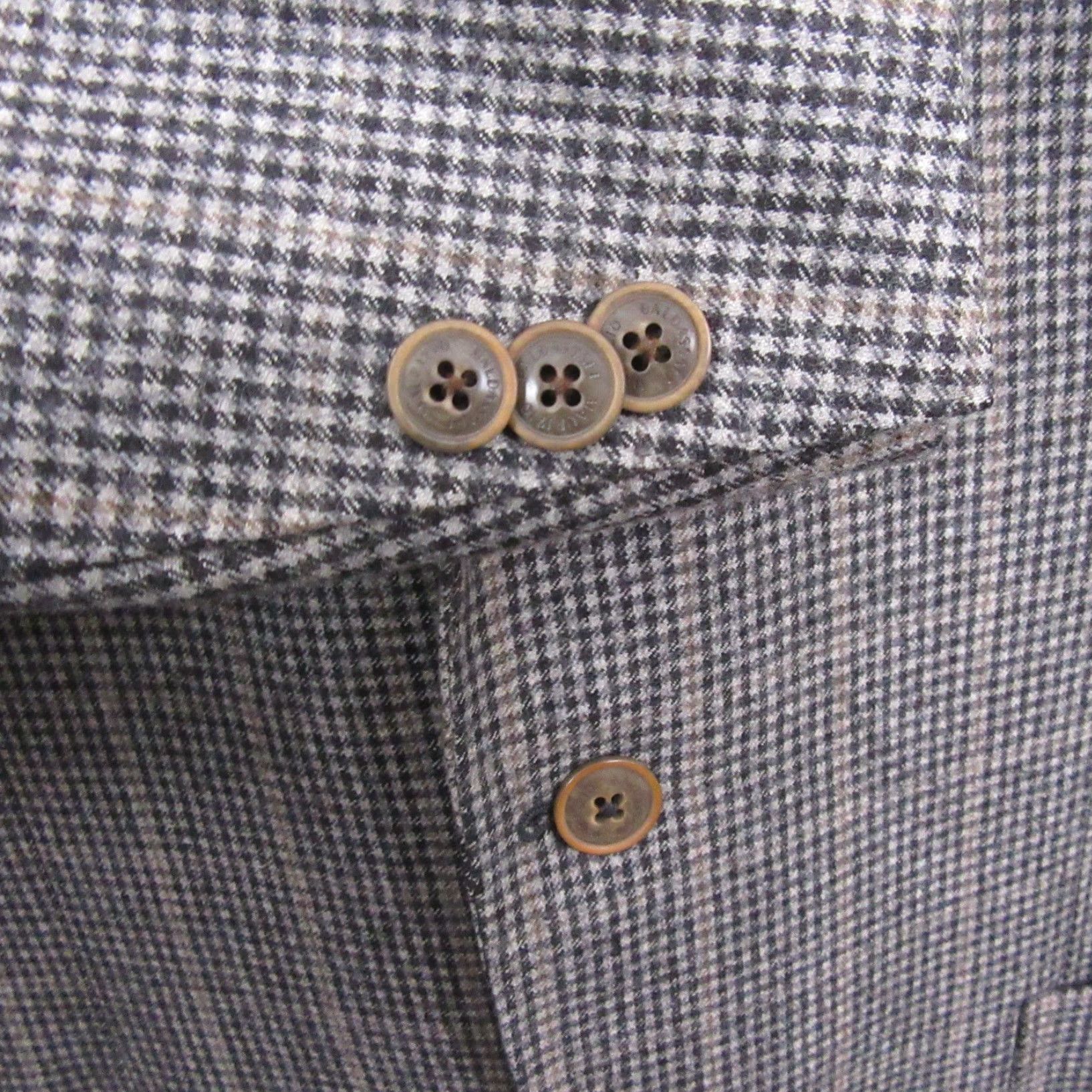 Vintage Maurizio Baldassari Mens Sport Coat Unstructured 40R Gray Slim Wool Check Notch Lapel 2-Button Double-Vented Regular Fit Jacket Coat Gift? Size US XXS / EU 40 - 2 Thumbnail