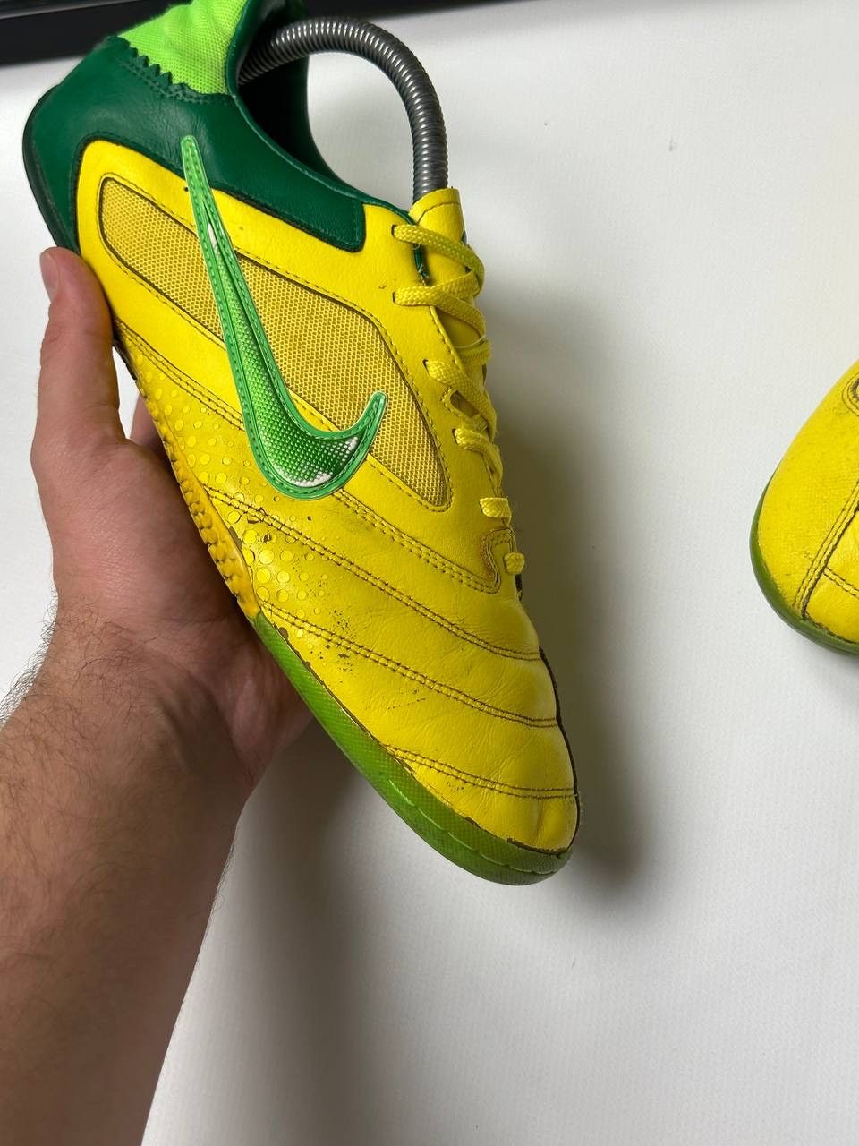 Nike Vintage Brazil Nike Elastico Pro Mens low top sneakers Y2K Size US 9 / EU 42 - 3 Thumbnail