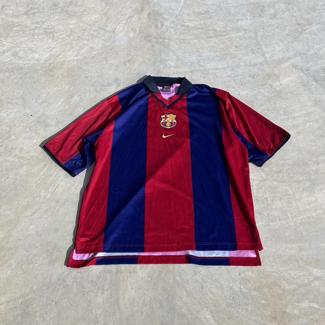 image of Y2K Nike Fc Barcelona Jersey XL in Red, Men's