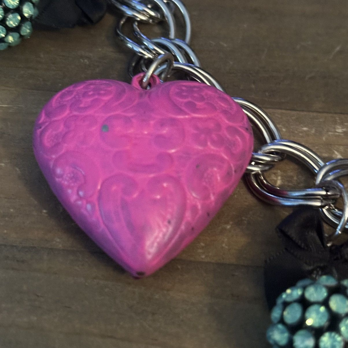 Other Chunky silver tone pink puffed rhinestone heart necklace Size ONE SIZE - 9 Thumbnail