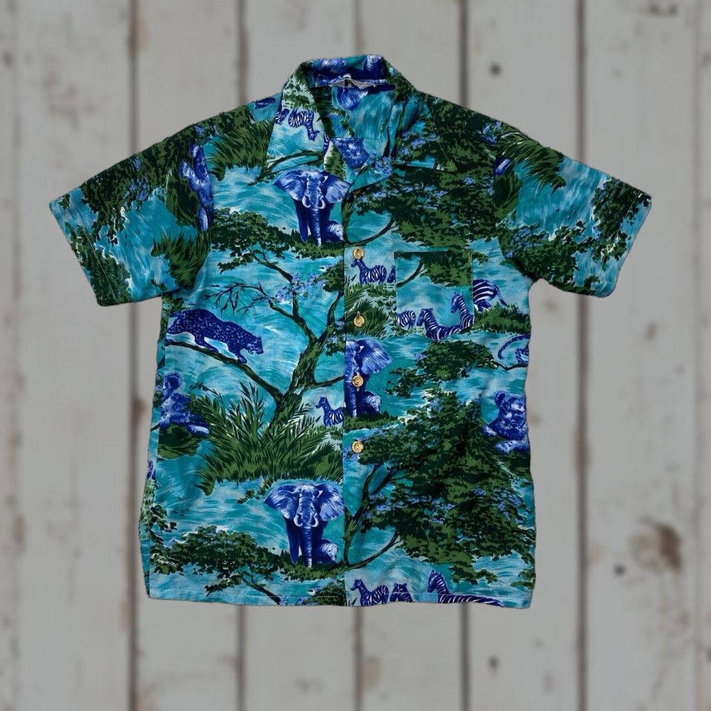 Vintage VINTAGE 60s Royal Islander Camp Shirt Blue Tropical Mens M Short Sleeve Button-Up Cotton Hawaiian Casual Size US M / EU 48-50 / 2 - 1 Thumbnail