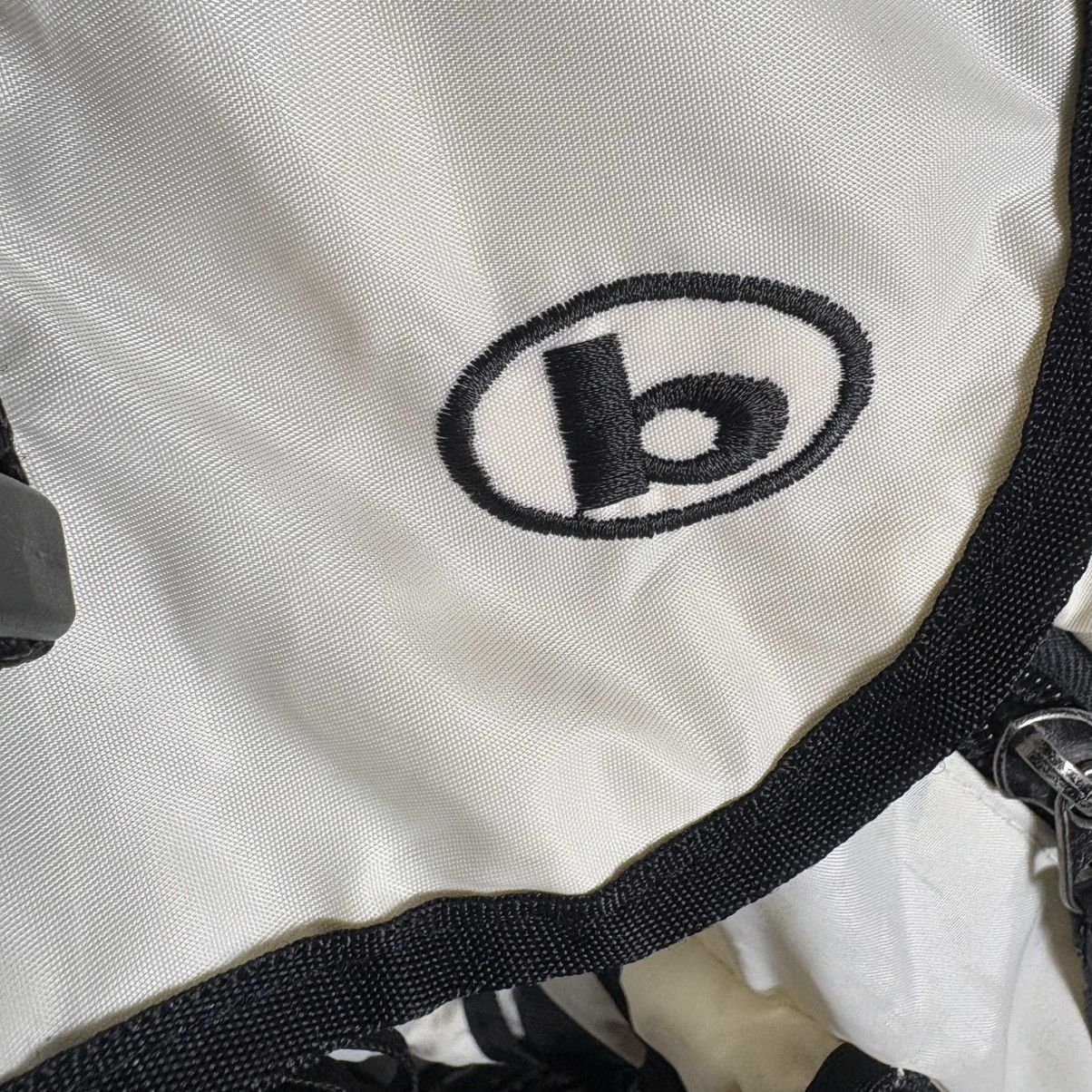 Girl Skateboards Vintage 90s Bitch Skateboards Nylon Backpack Size ONE SIZE - 8 Thumbnail
