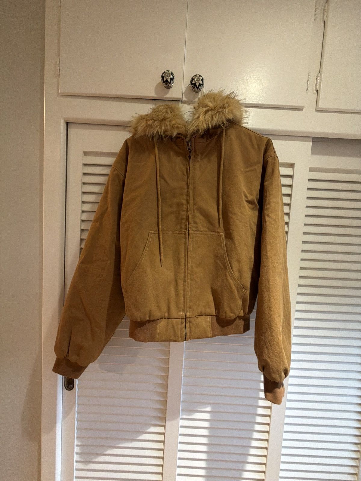 Praying Praying fur lined hood zip up work jacket small Size US S / EU 44-46 / 1 - 2 Thumbnail